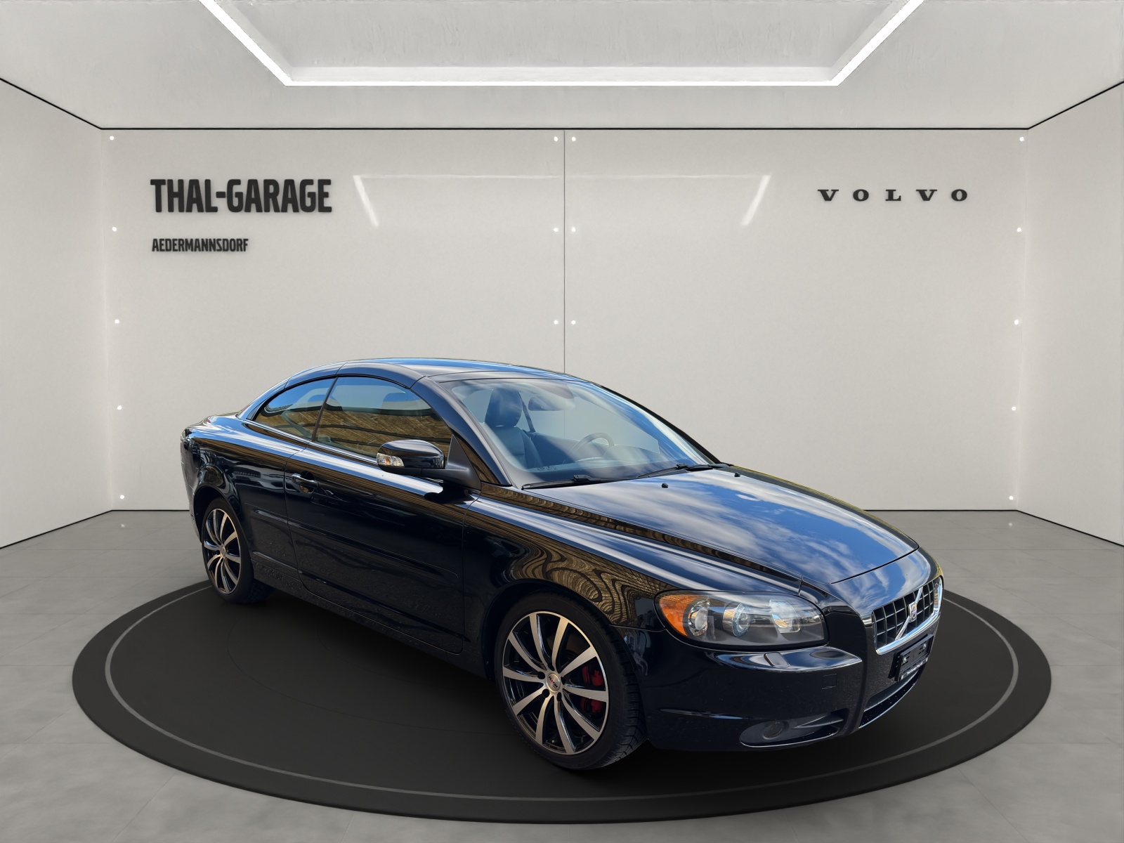 VOLVO C70 Cabriolet 2.5 20V T5 230 Summum-showroom-element-2