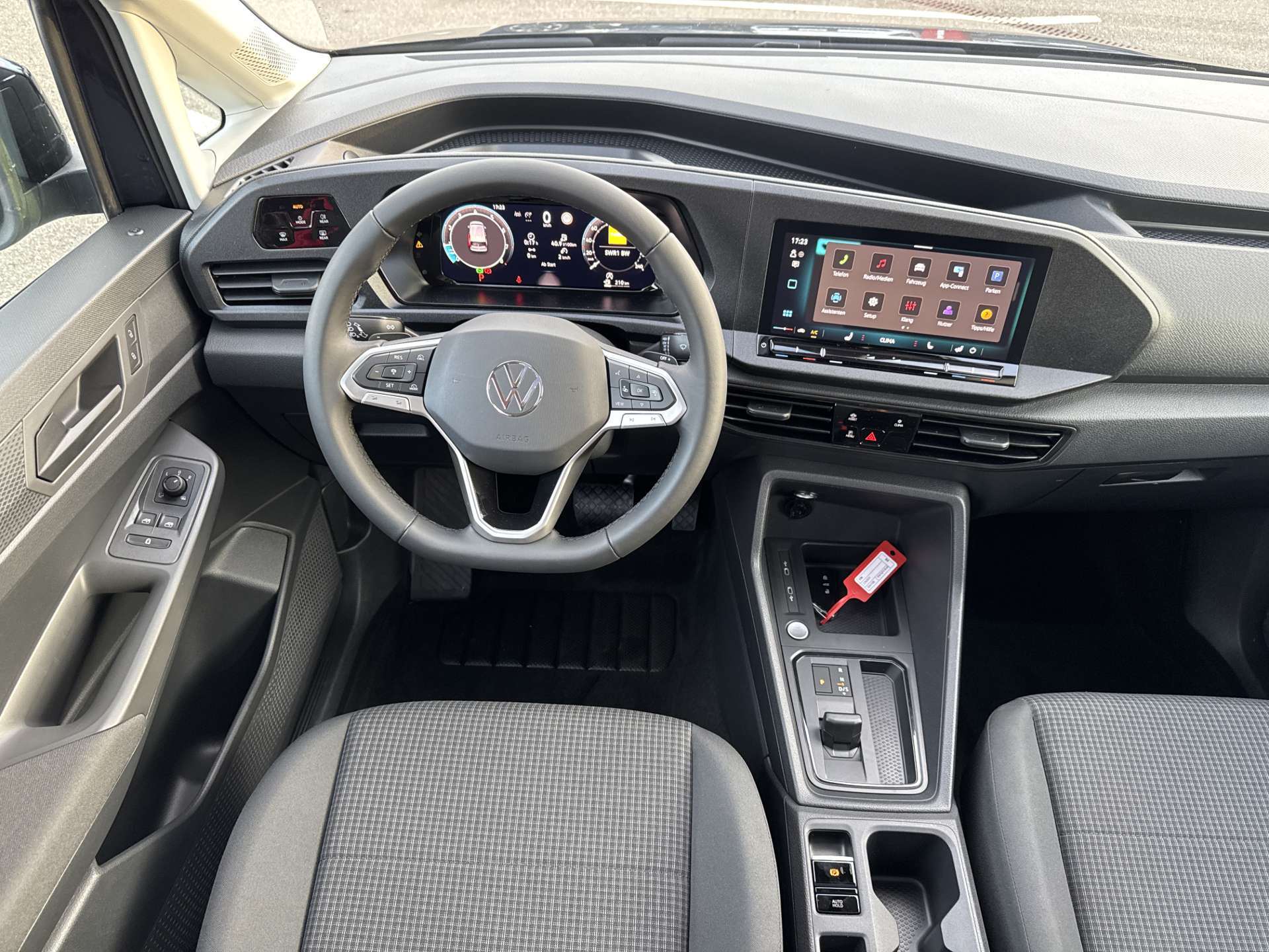 VW Caddy Maxi 1.5 TSi 7-Plätzer DSG-Automat-image-3