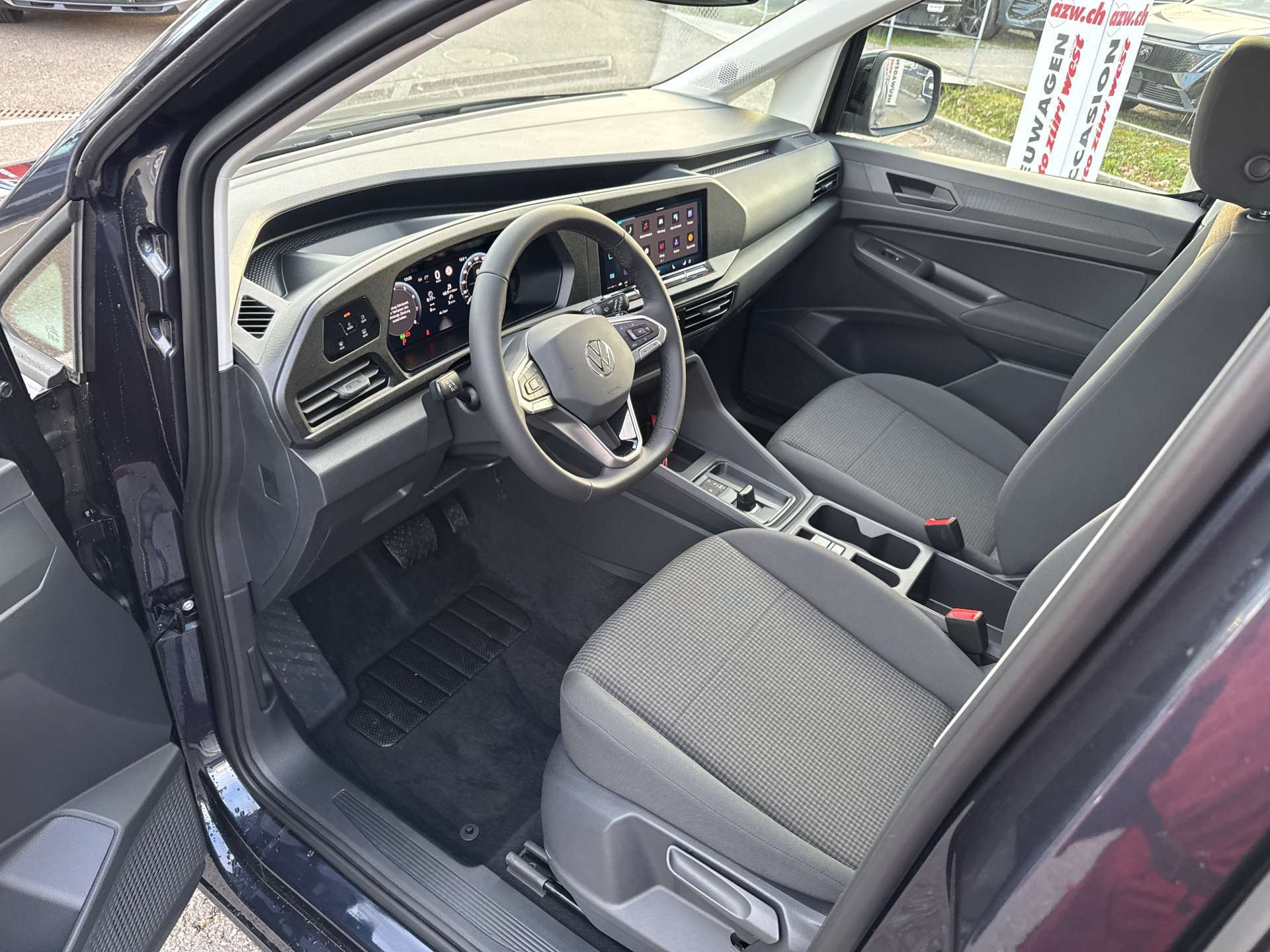 VW Caddy Maxi 1.5 TSi 7-Plätzer DSG-Automat-image-4