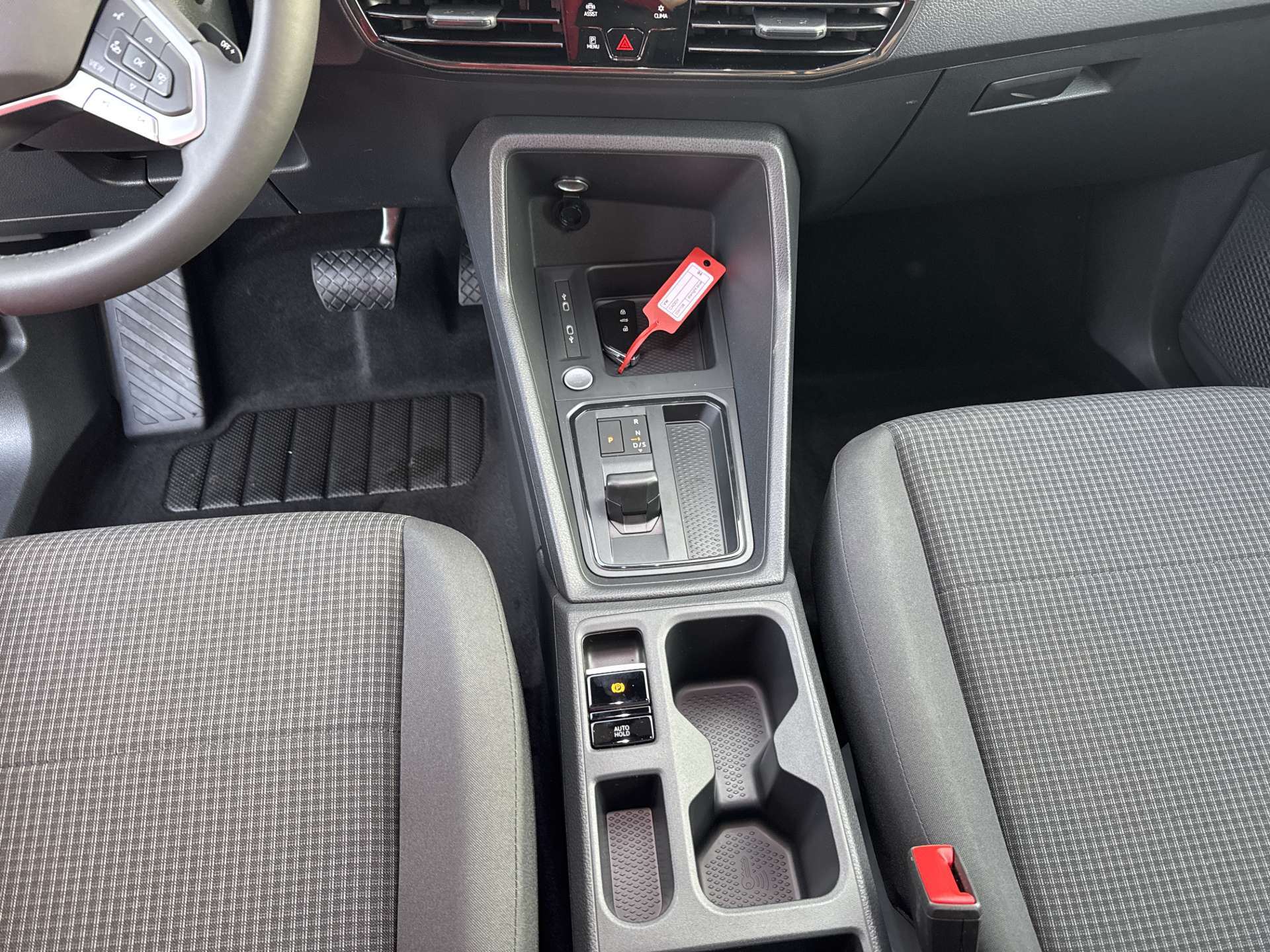 VW Caddy Maxi 1.5 TSi 7-Plätzer DSG-Automat-image-10