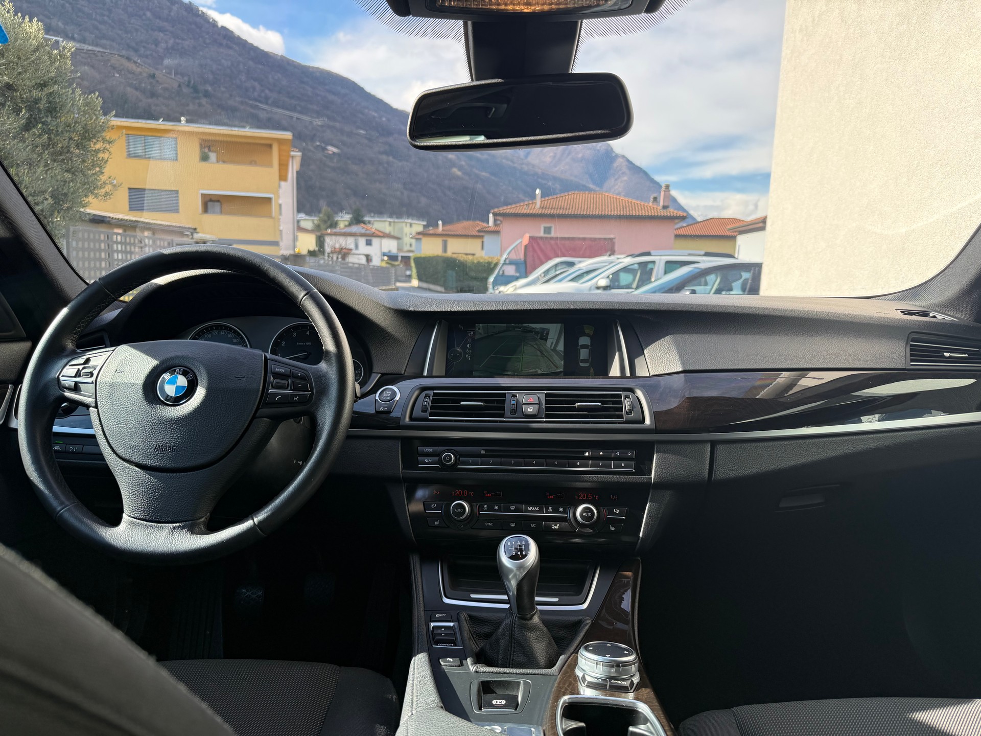 BMW 535i Modern Line-image-8