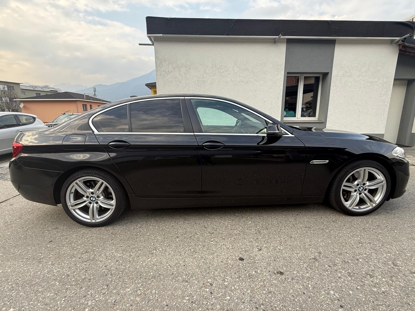 BMW 535i Modern Line-image-7