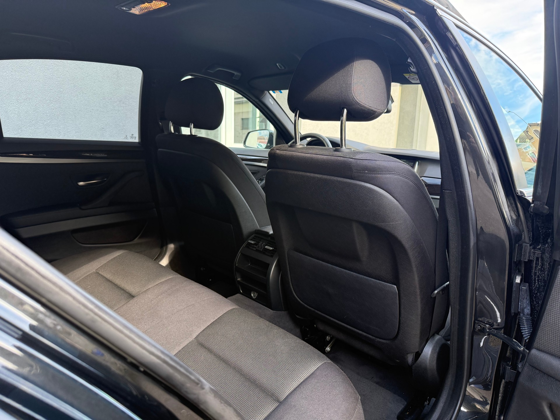 BMW 535i Modern Line-image-13