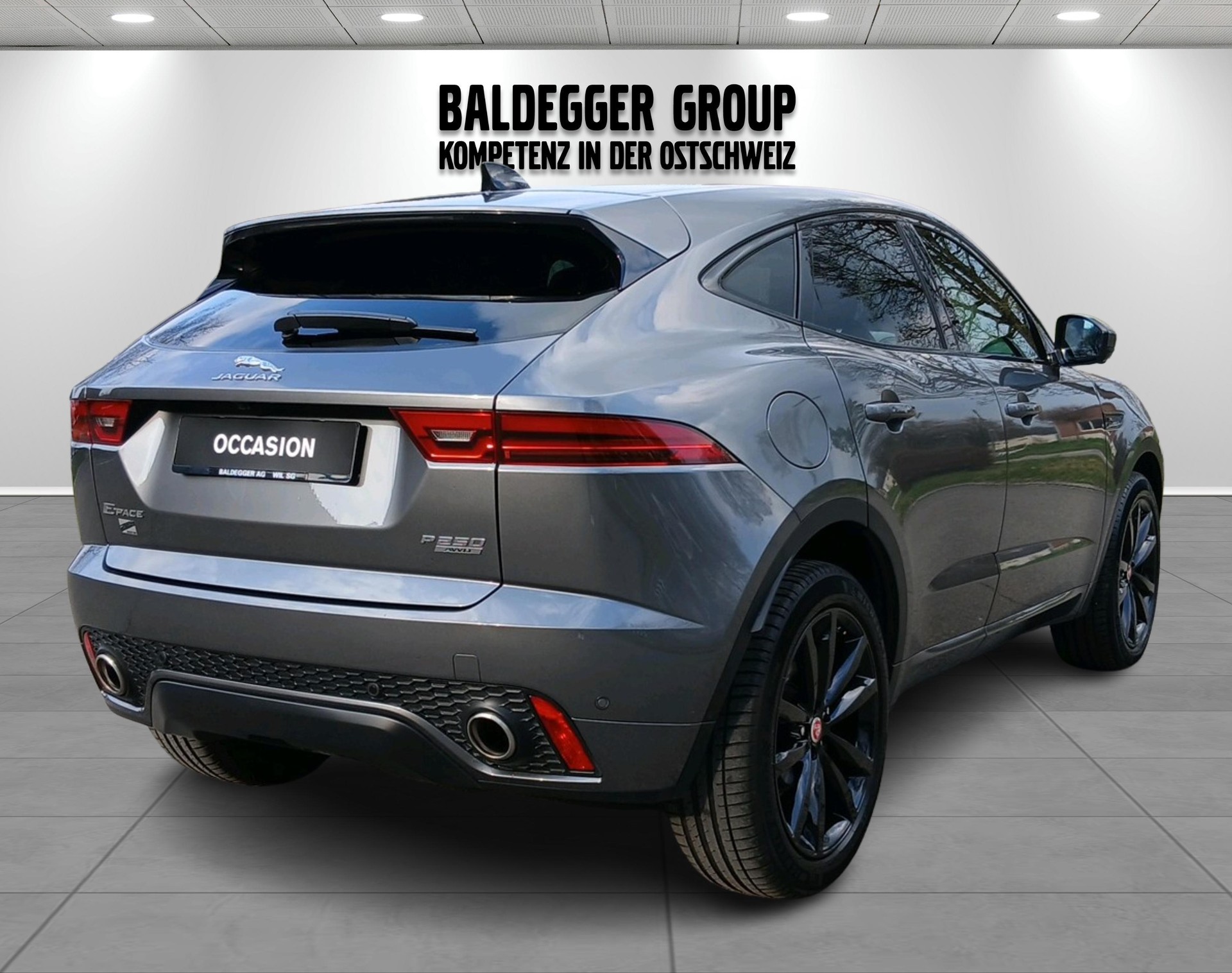 JAGUAR E-Pace 2.0 T 250 R-Dynamic SE-image-1