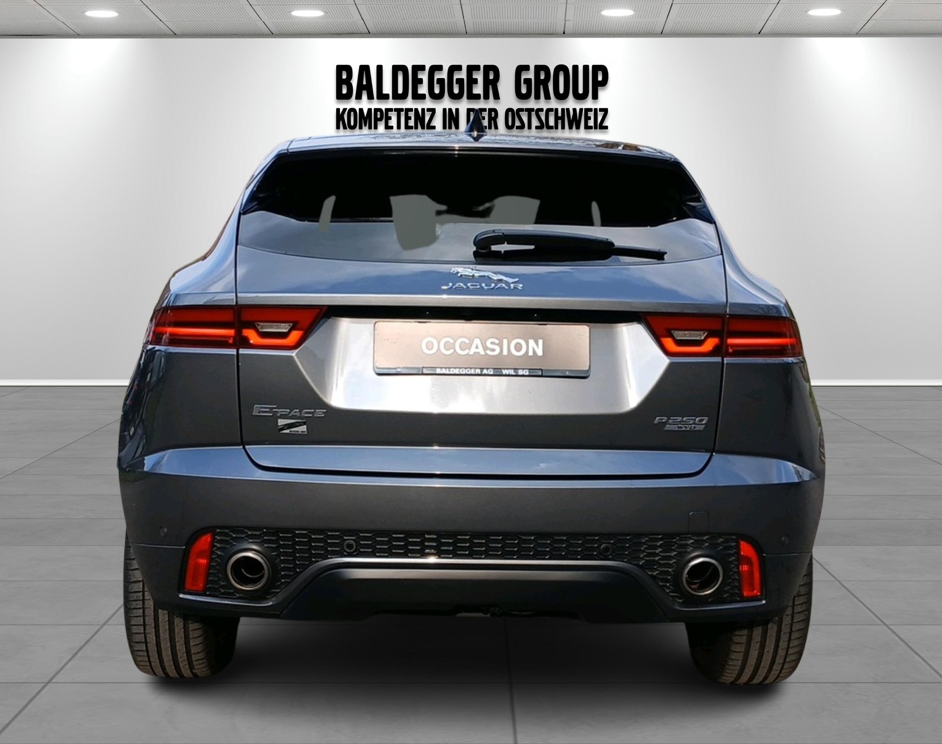 JAGUAR E-Pace 2.0 T 250 R-Dynamic SE-image-9