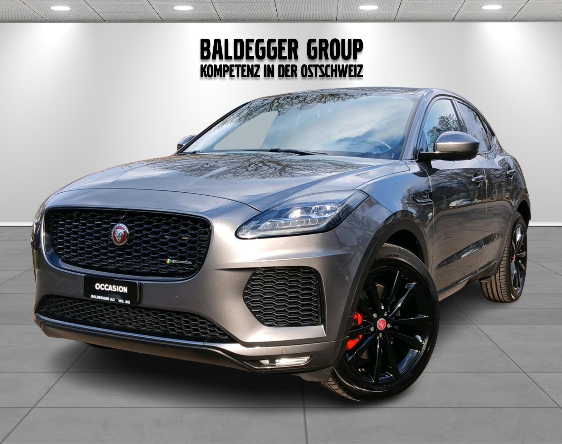 JAGUAR E-Pace 2.0 T 250 R-Dynamic SE-image-6