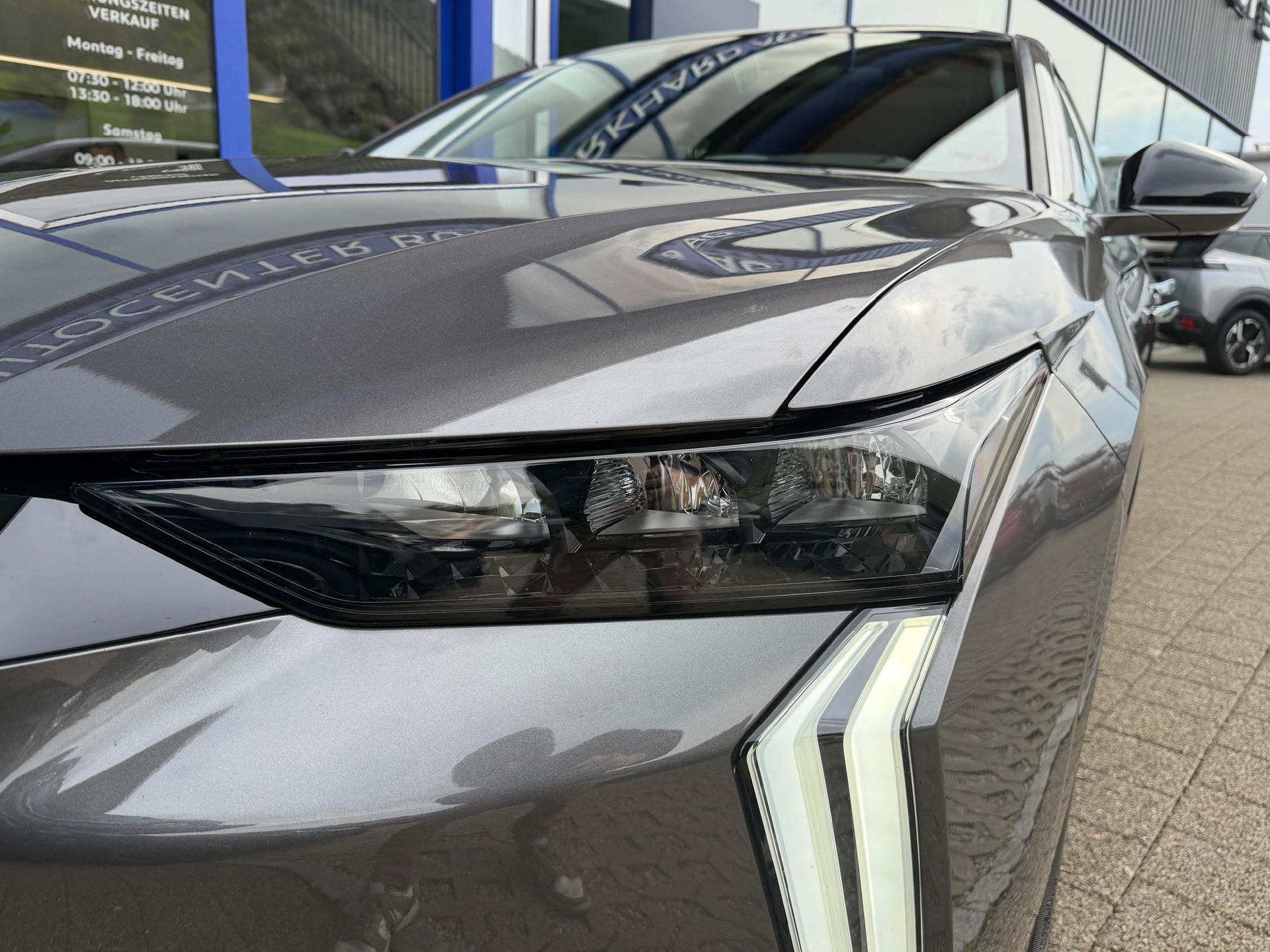 DS AUTOMOBILES DS4 1.6 E-Tense Performance Line, Schiebedach-image-11