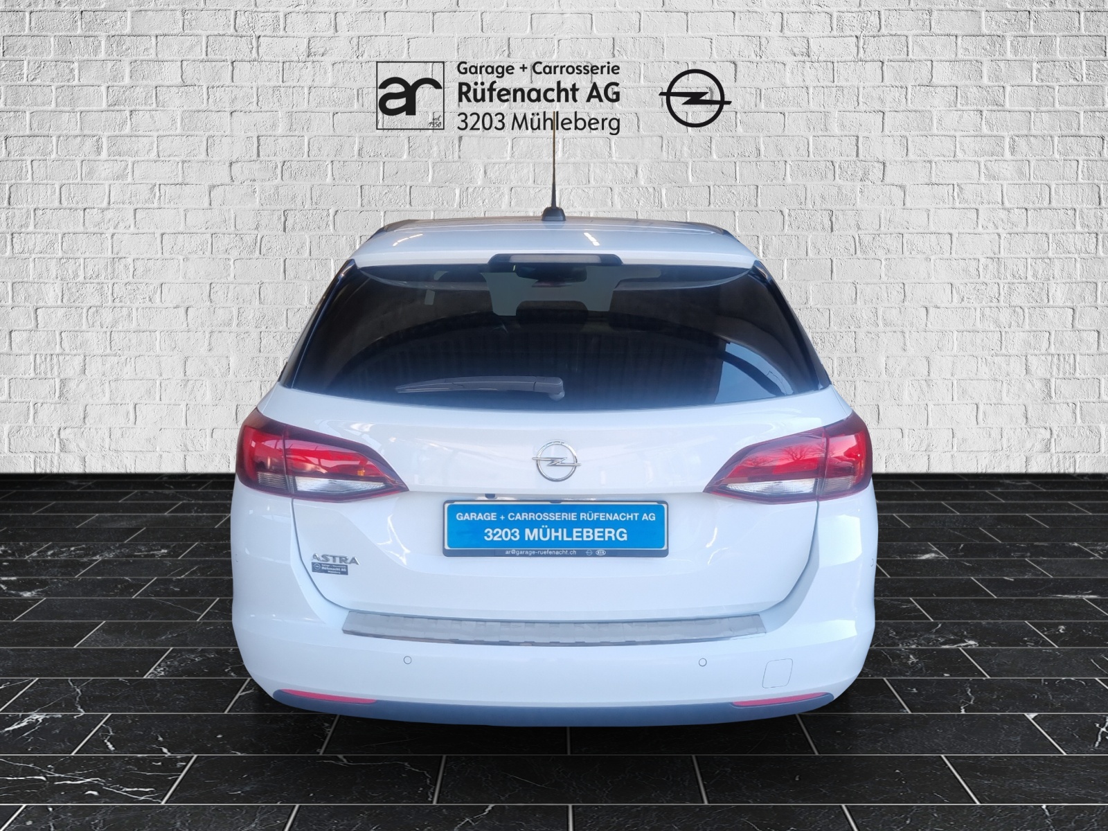OPEL Astra Sports Tourer 1.4 T Edition S/S-image-3