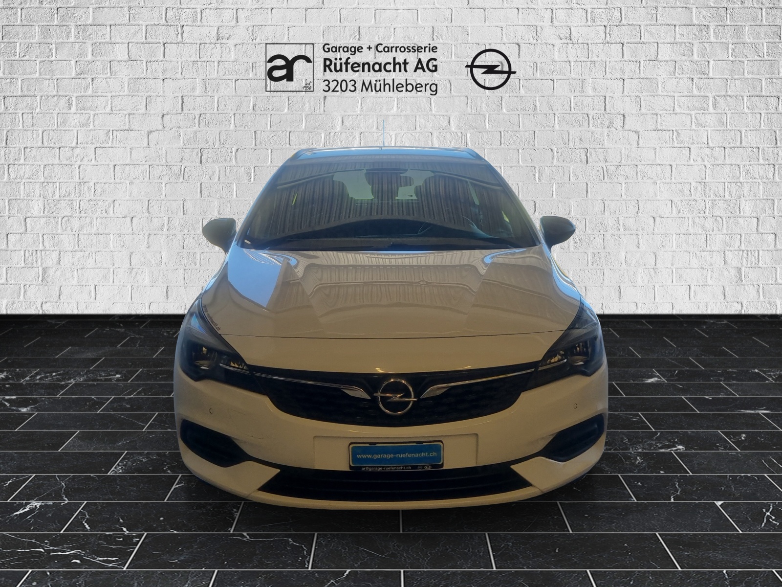 OPEL Astra Sports Tourer 1.4 T Edition S/S-image-2