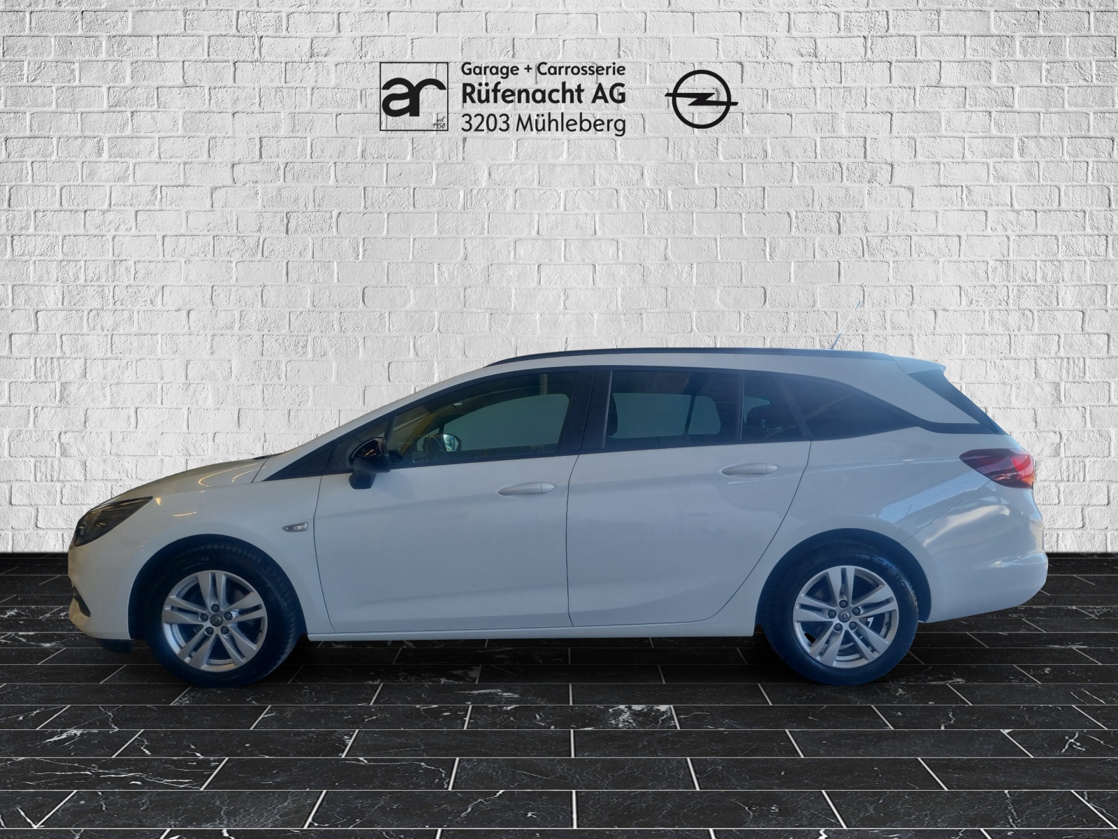 OPEL Astra Sports Tourer 1.4 T Edition S/S-image-4