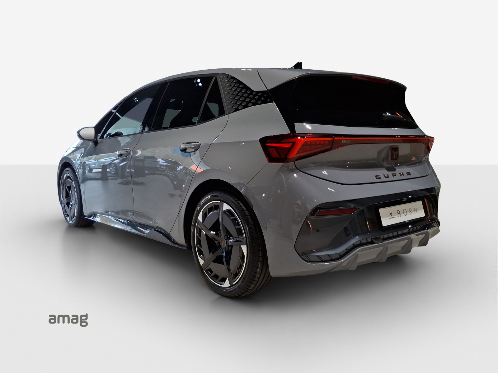 CUPRA Born 79 kWh e-Boost Adrenaline-image-2