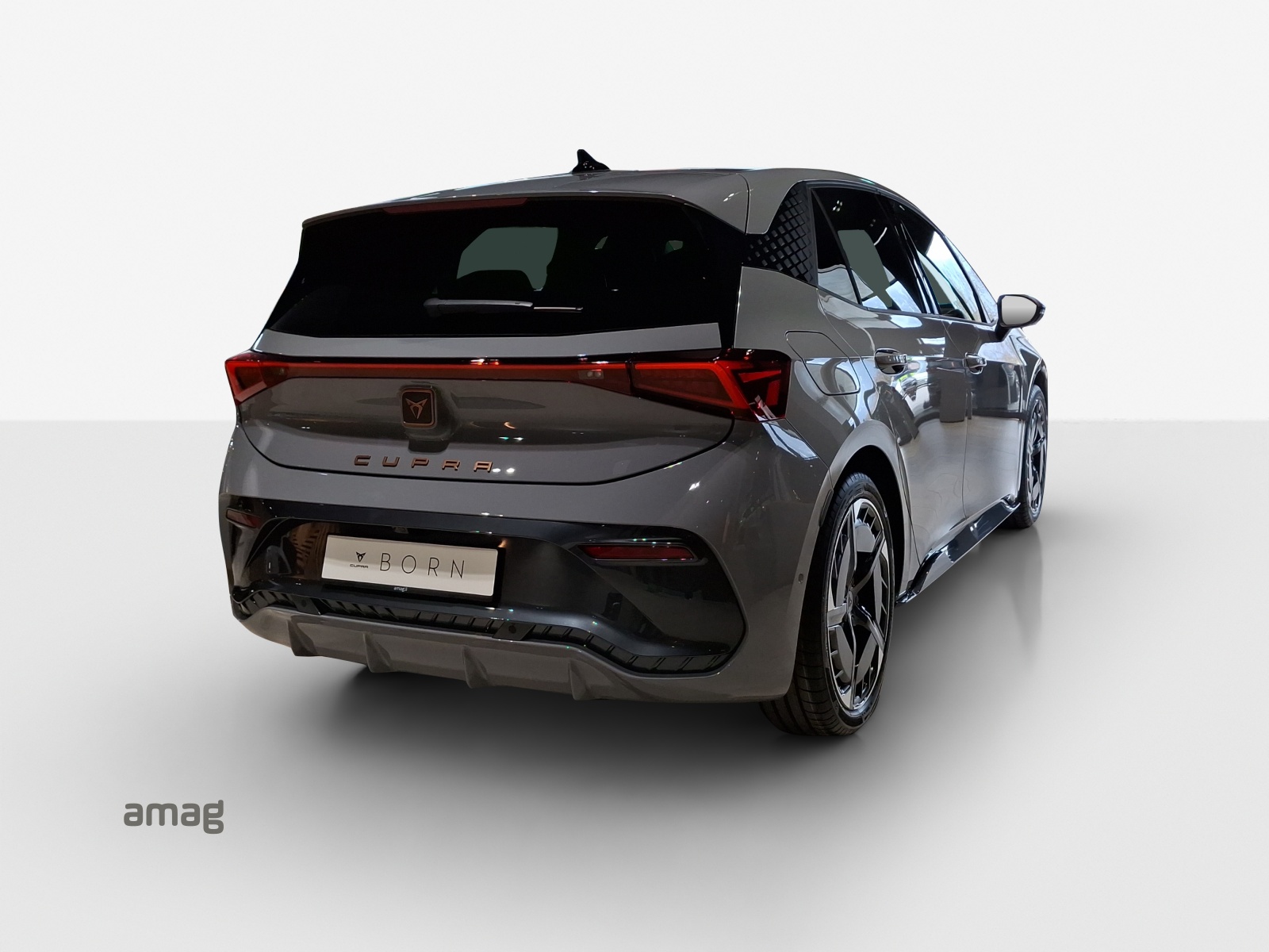 CUPRA Born 79 kWh e-Boost Adrenaline-image-4