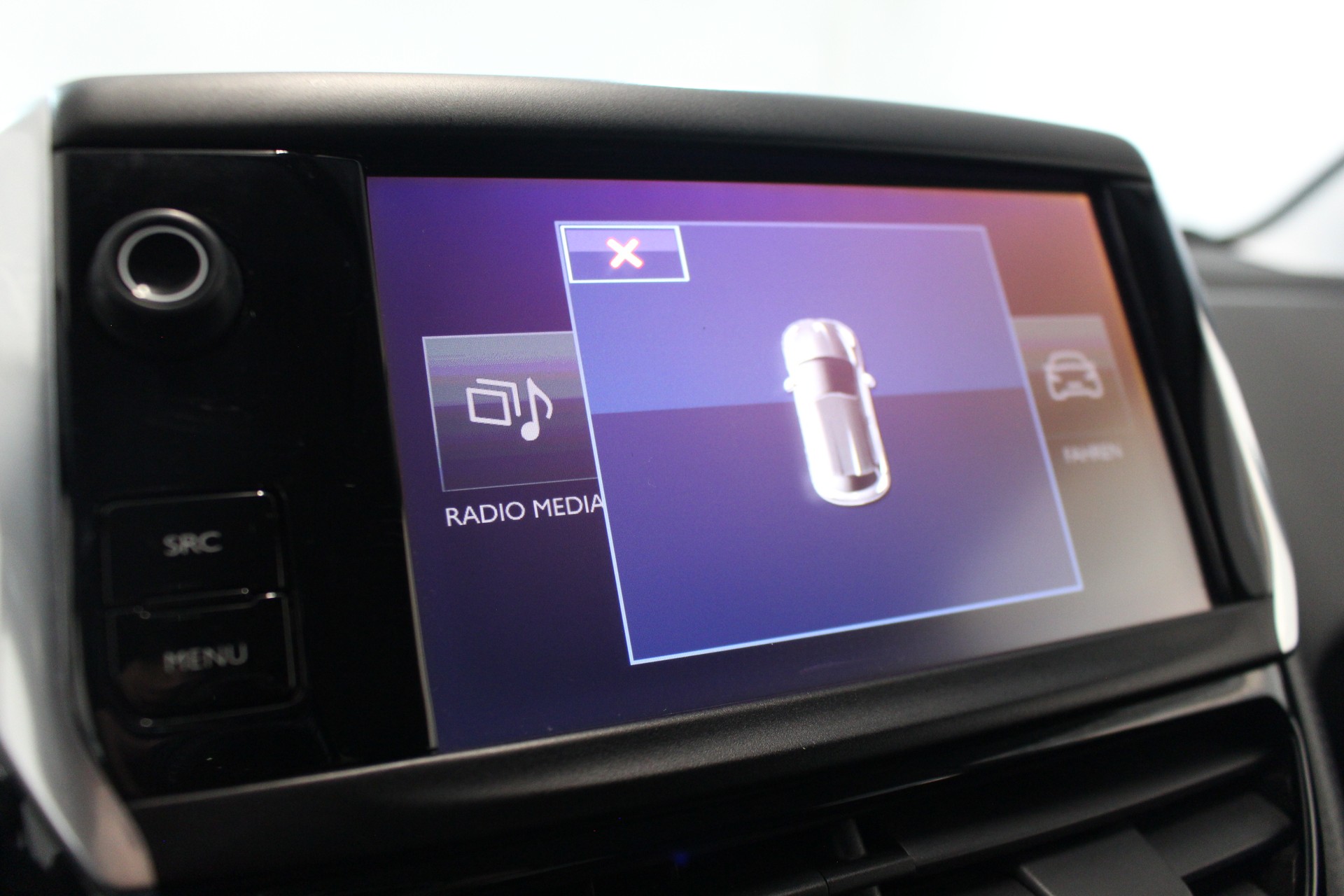 PEUGEOT 208 1.2 PureTech Style-image-16