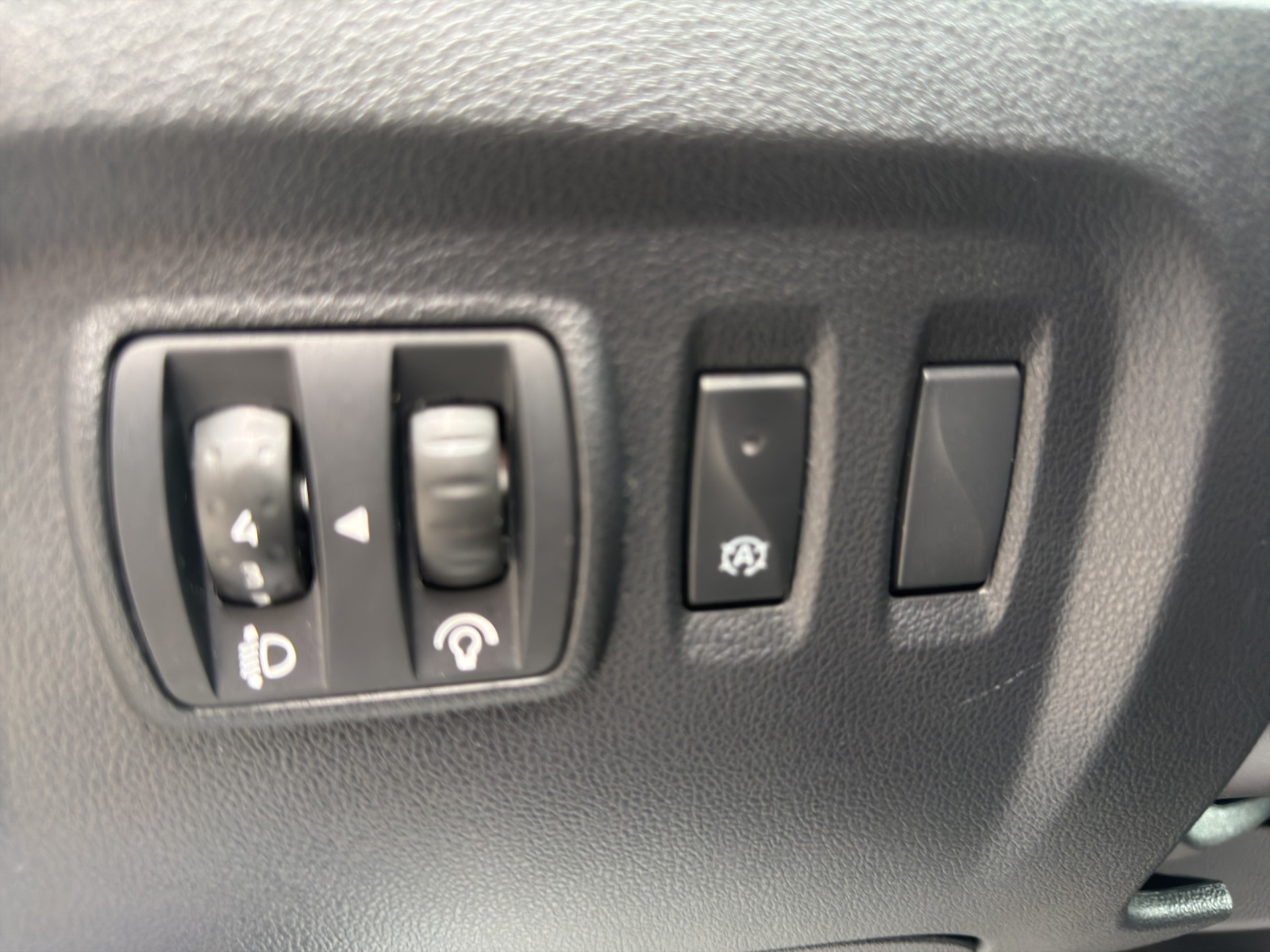 RENAULT Captur 1.3 T 16V S-Edition EDC-image-23