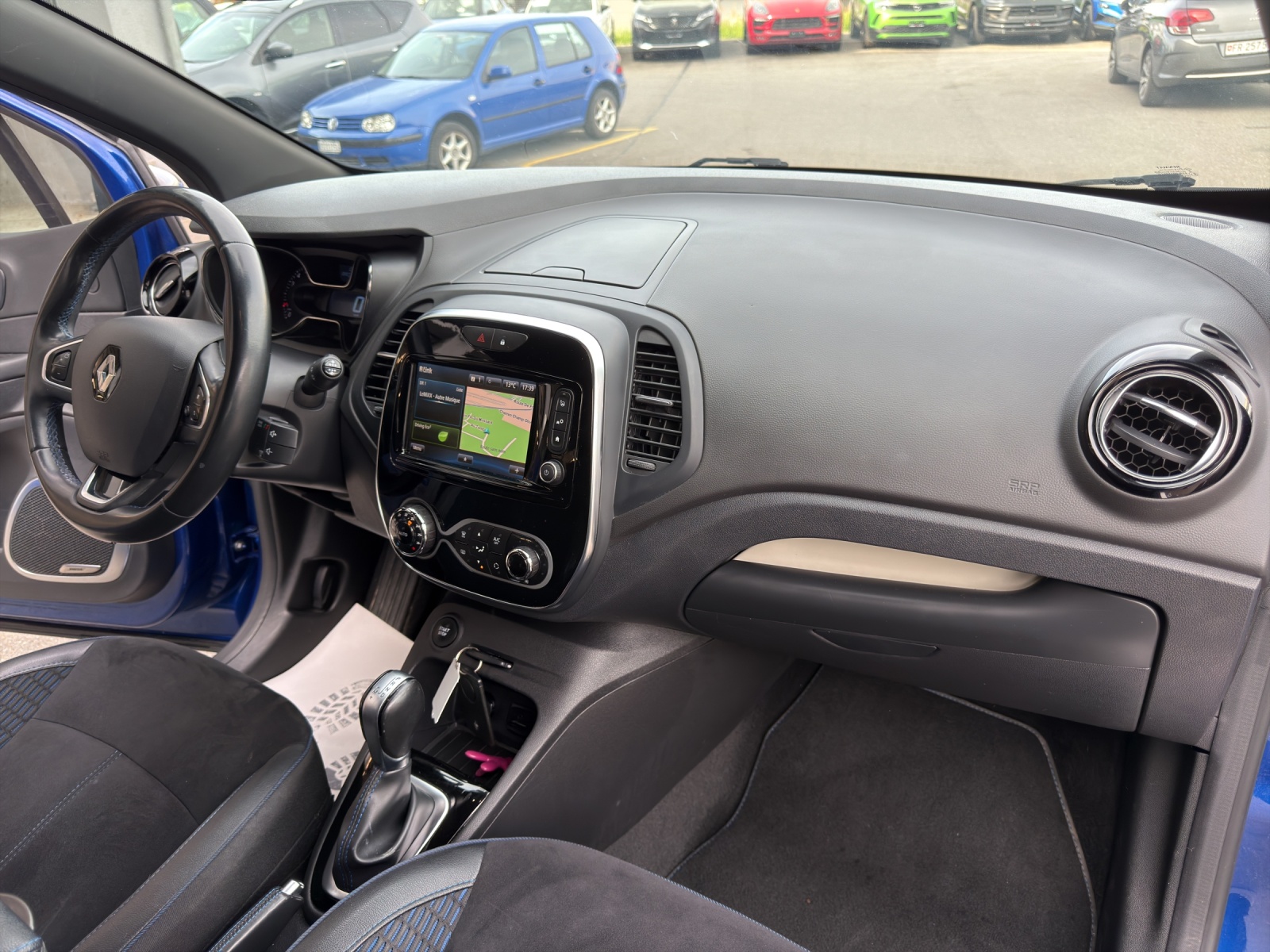 RENAULT Captur 1.3 T 16V S-Edition EDC-image-21