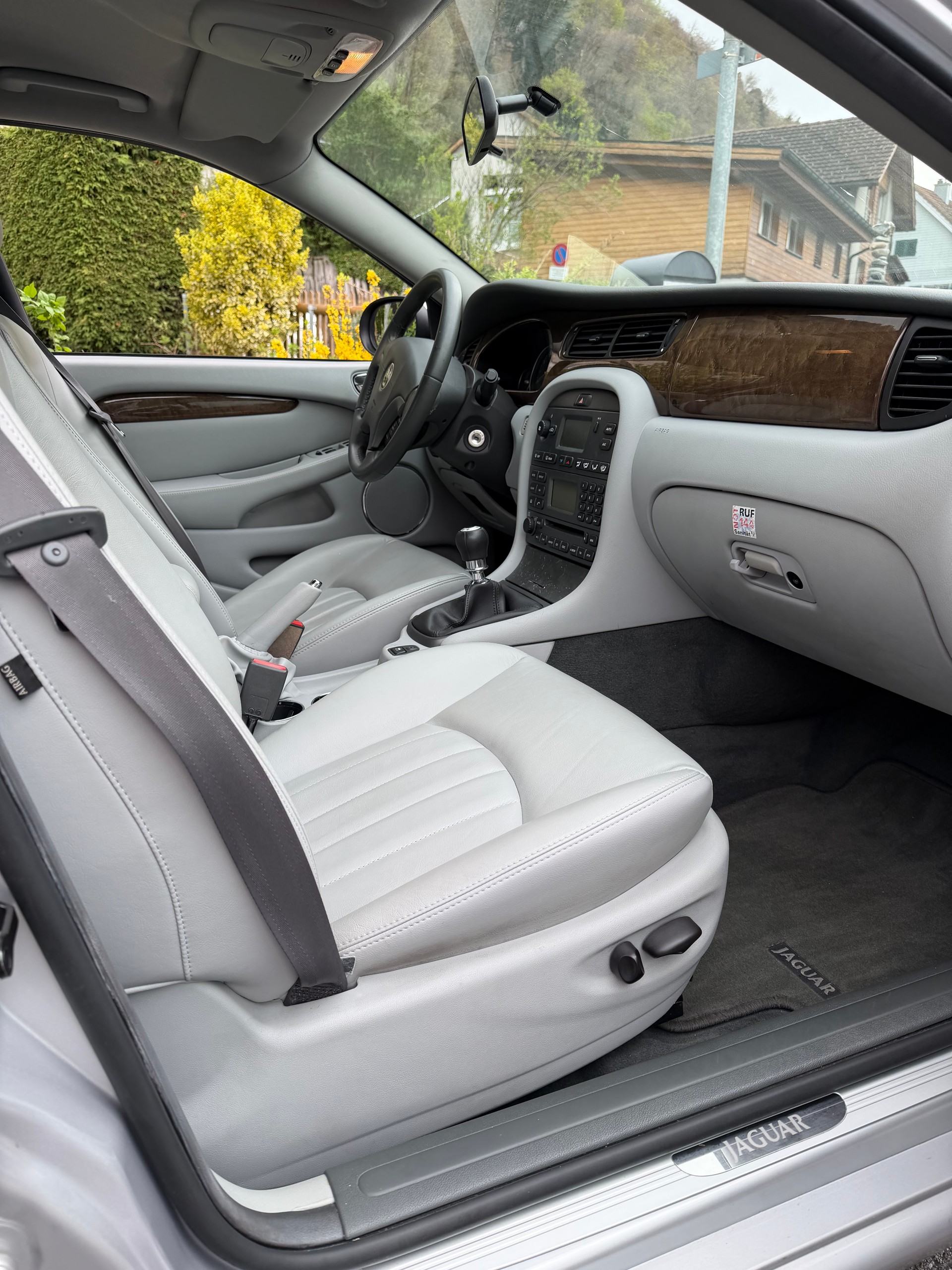 JAGUAR X-Type 3.0 V6 Traction4 Executive frisch ab MfK-image-3