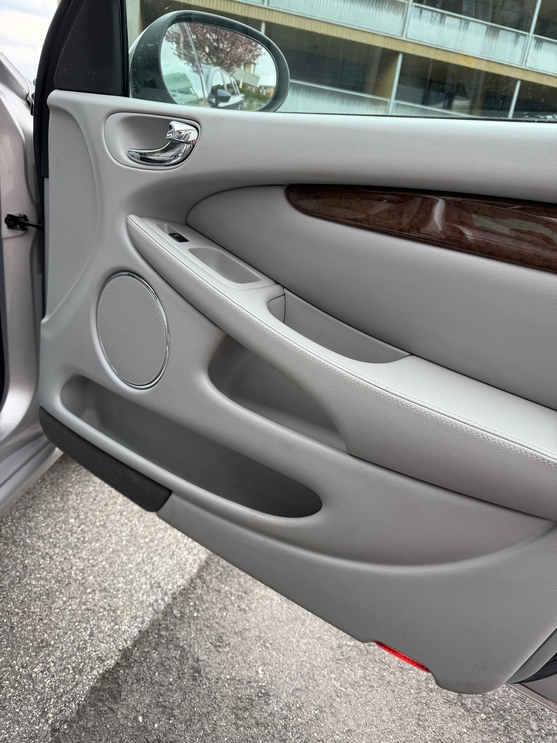 JAGUAR X-Type 3.0 V6 Traction4 Executive frisch ab MfK-image-7