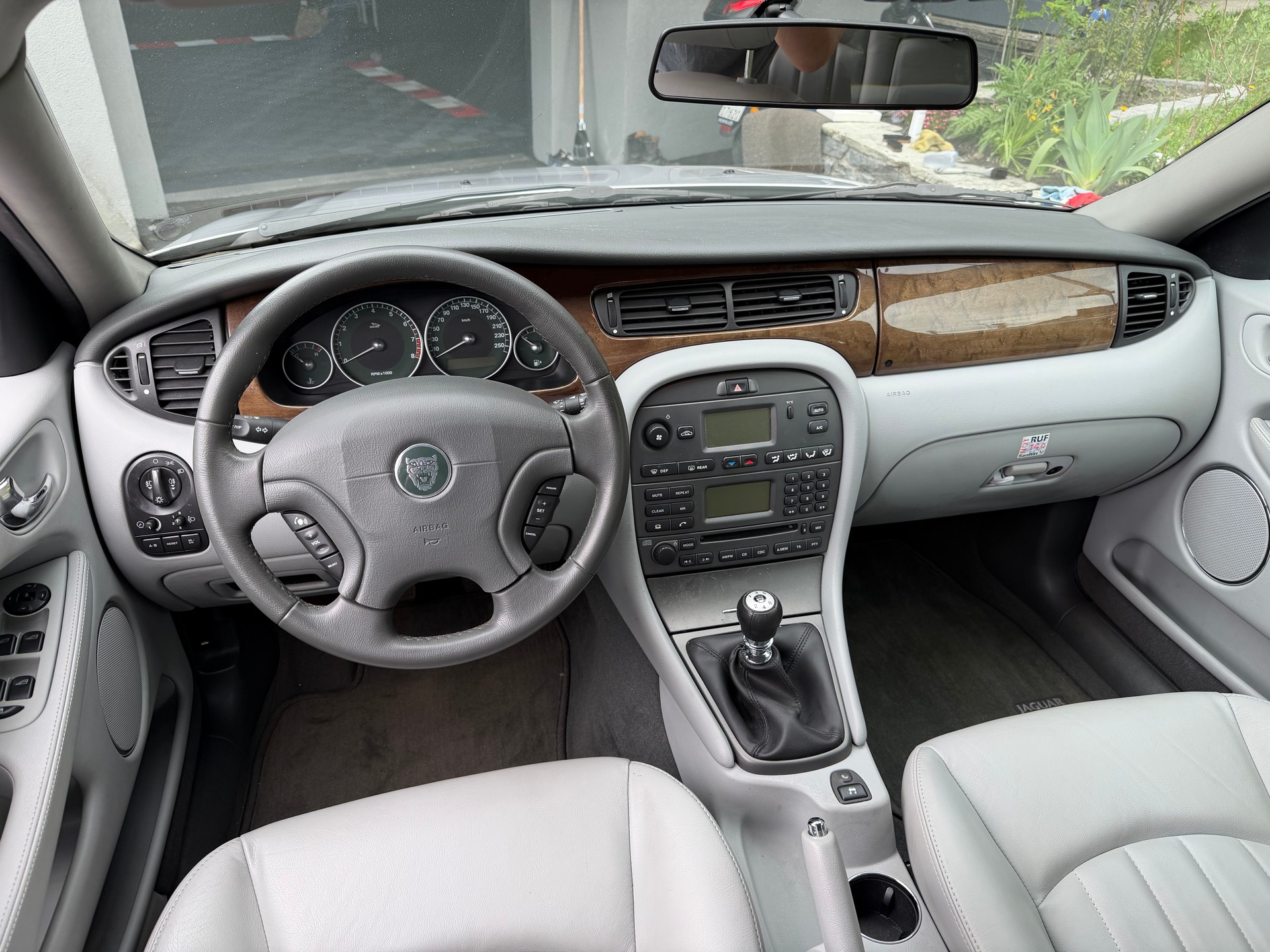 JAGUAR X-Type 3.0 V6 Traction4 Executive frisch ab MfK-image-1