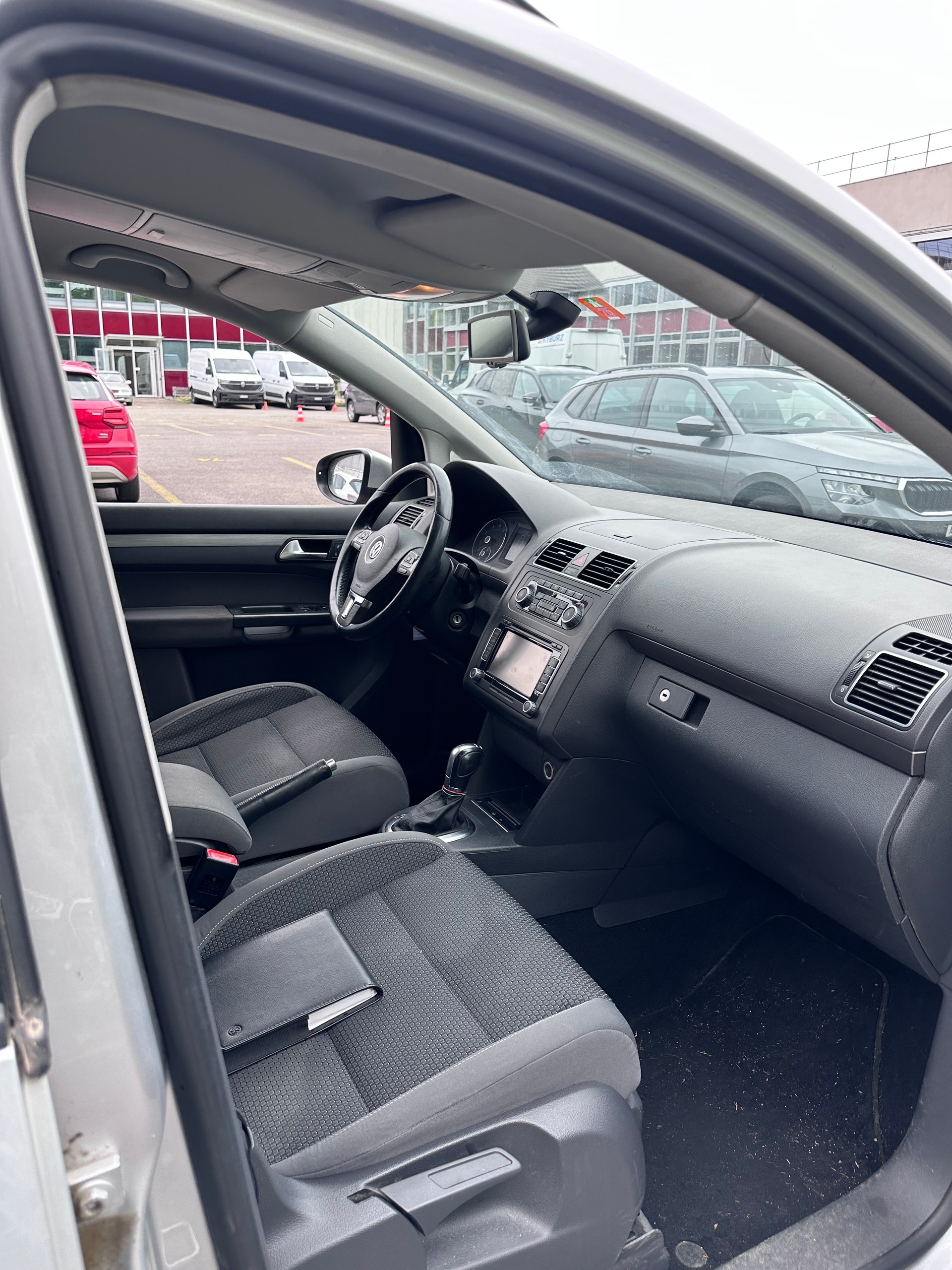 VW Touran 1.4 TSI Comfortline DSG-image-9