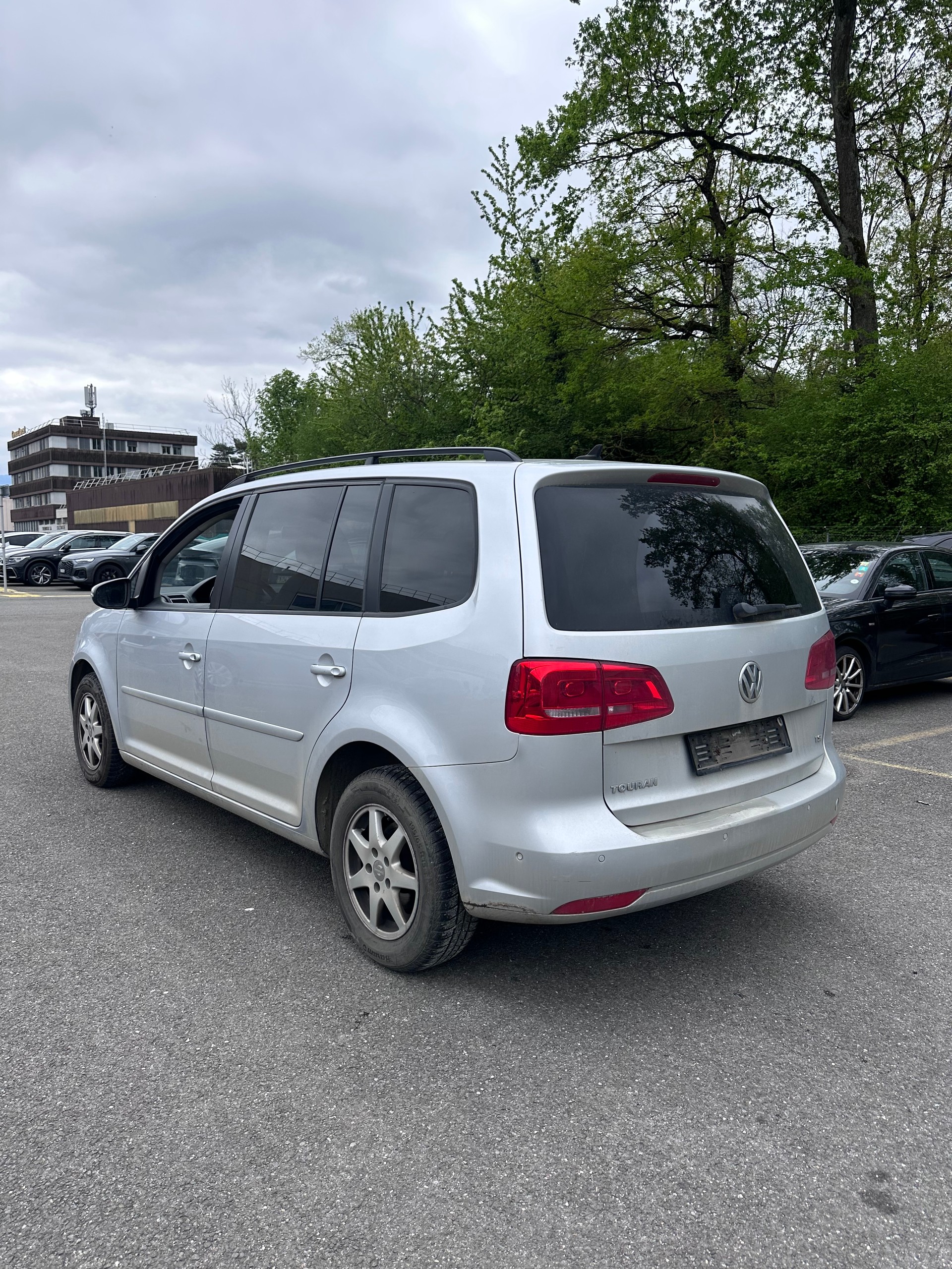 VW Touran 1.4 TSI Comfortline DSG-image-2