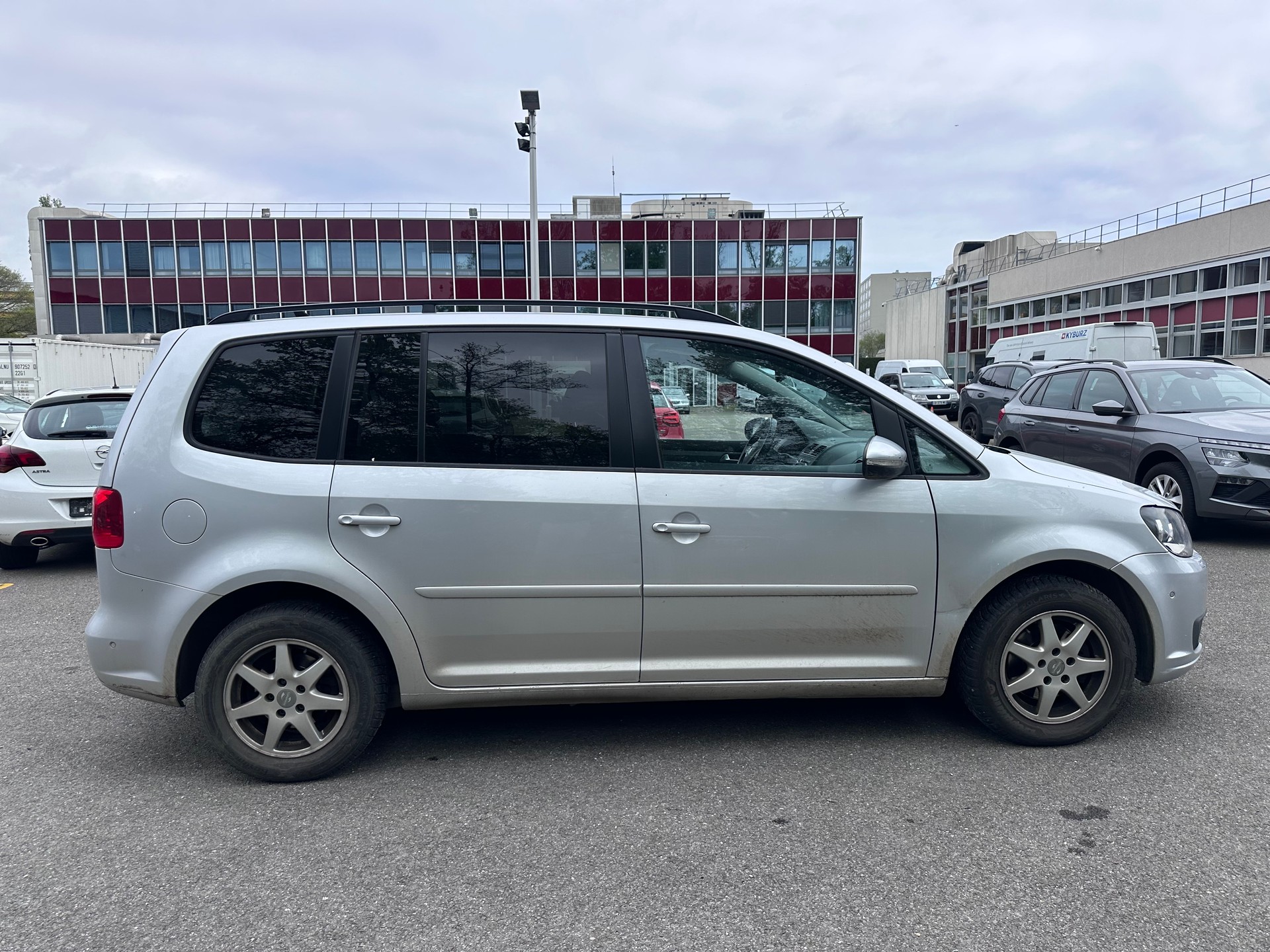 VW Touran 1.4 TSI Comfortline DSG-image-4