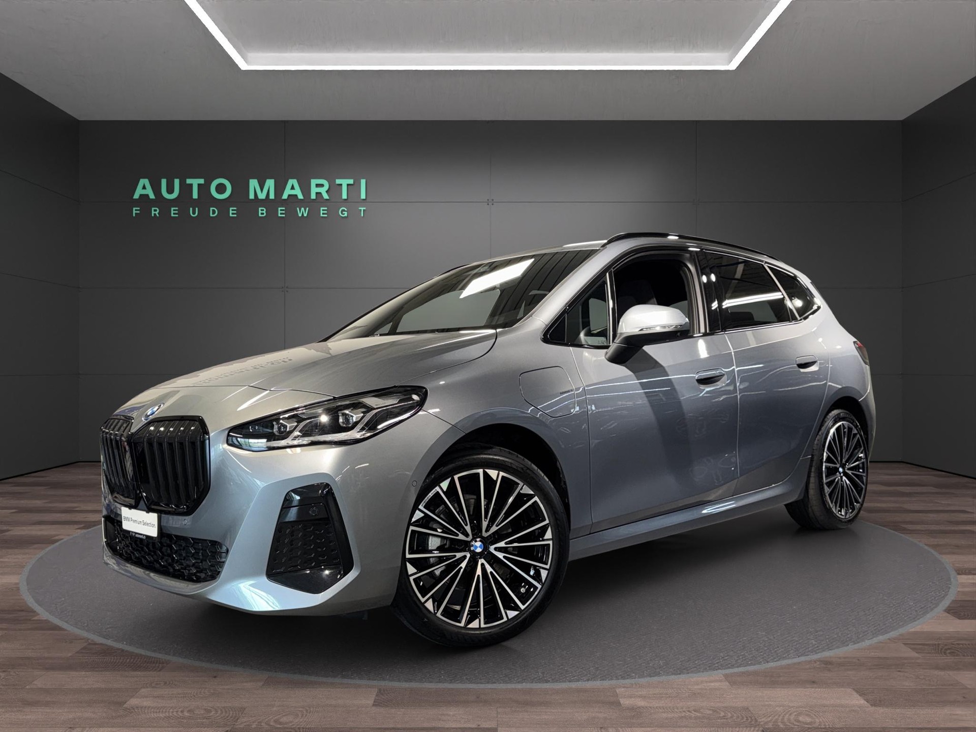 BMW 225e xDrive Active Tourer M Sport-image-0