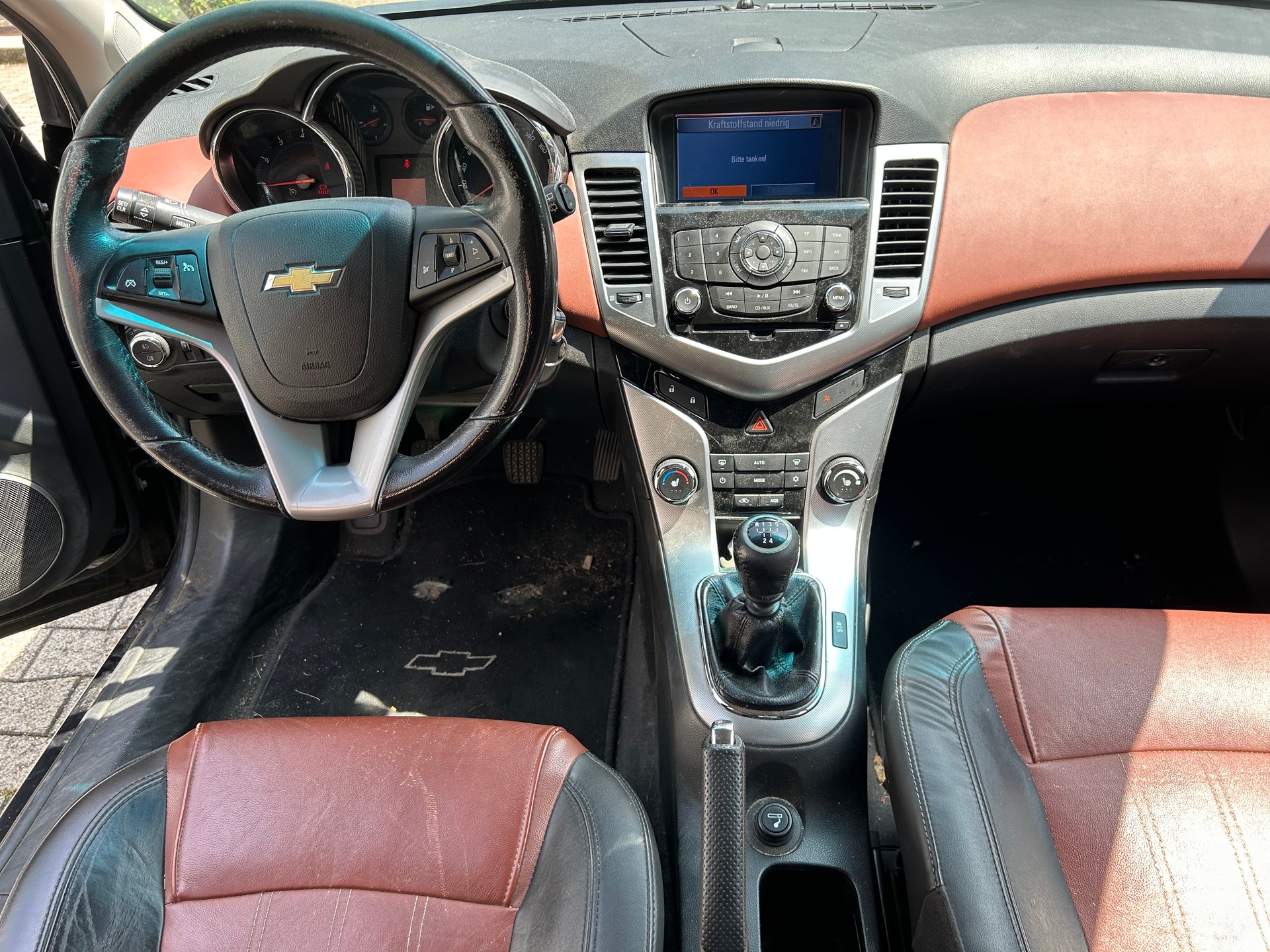 CHEVROLET Cruze 1.8 100 Edition-image-10