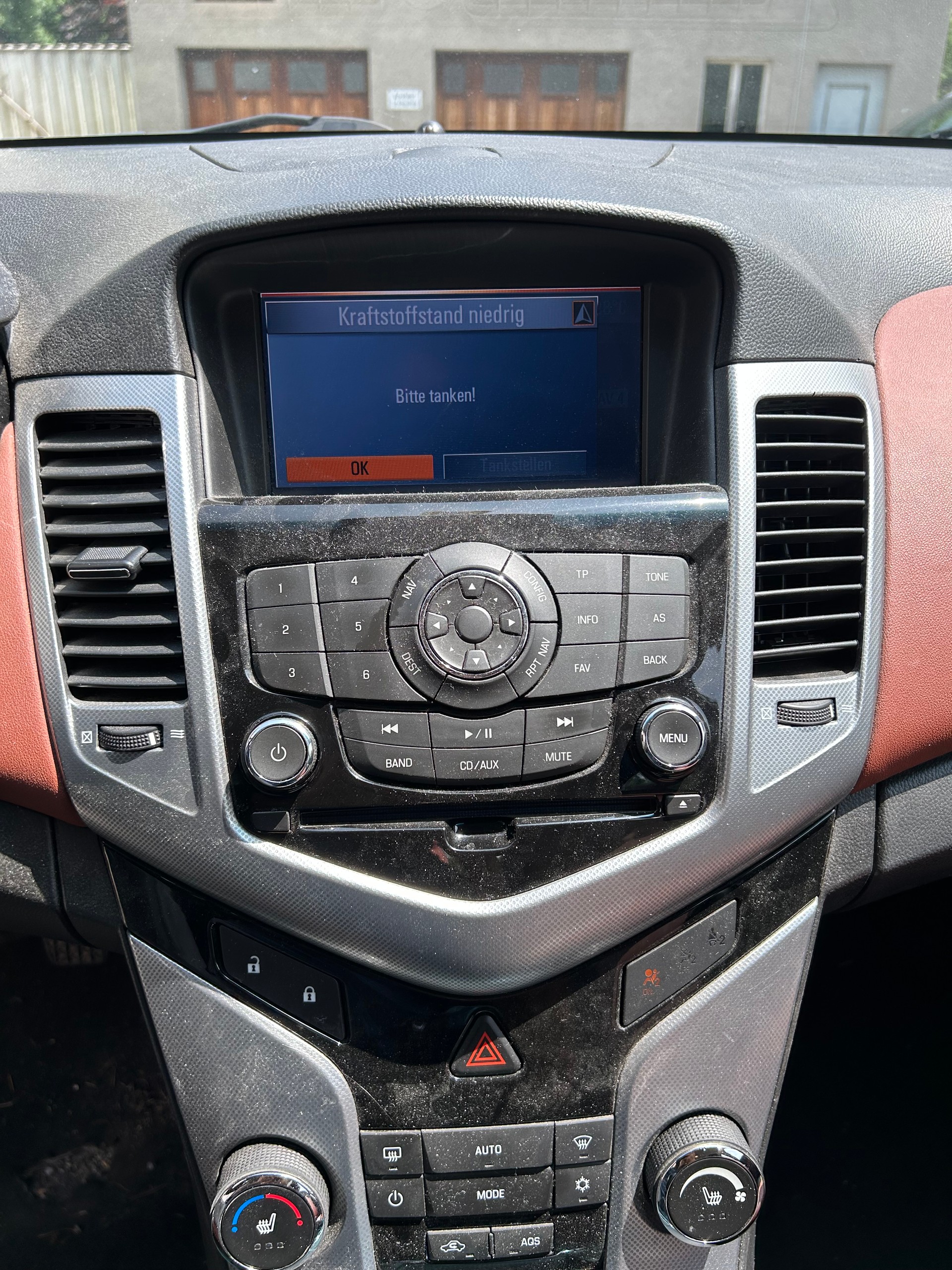 CHEVROLET Cruze 1.8 100 Edition-image-9