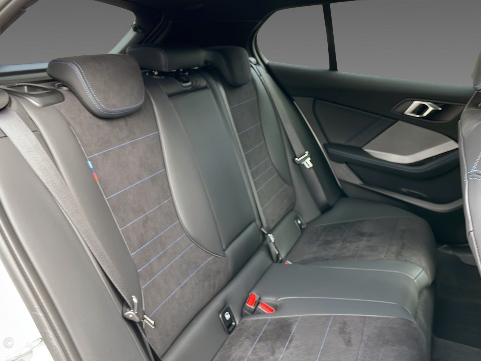 BMW 120d M Sport Steptronic-image-7