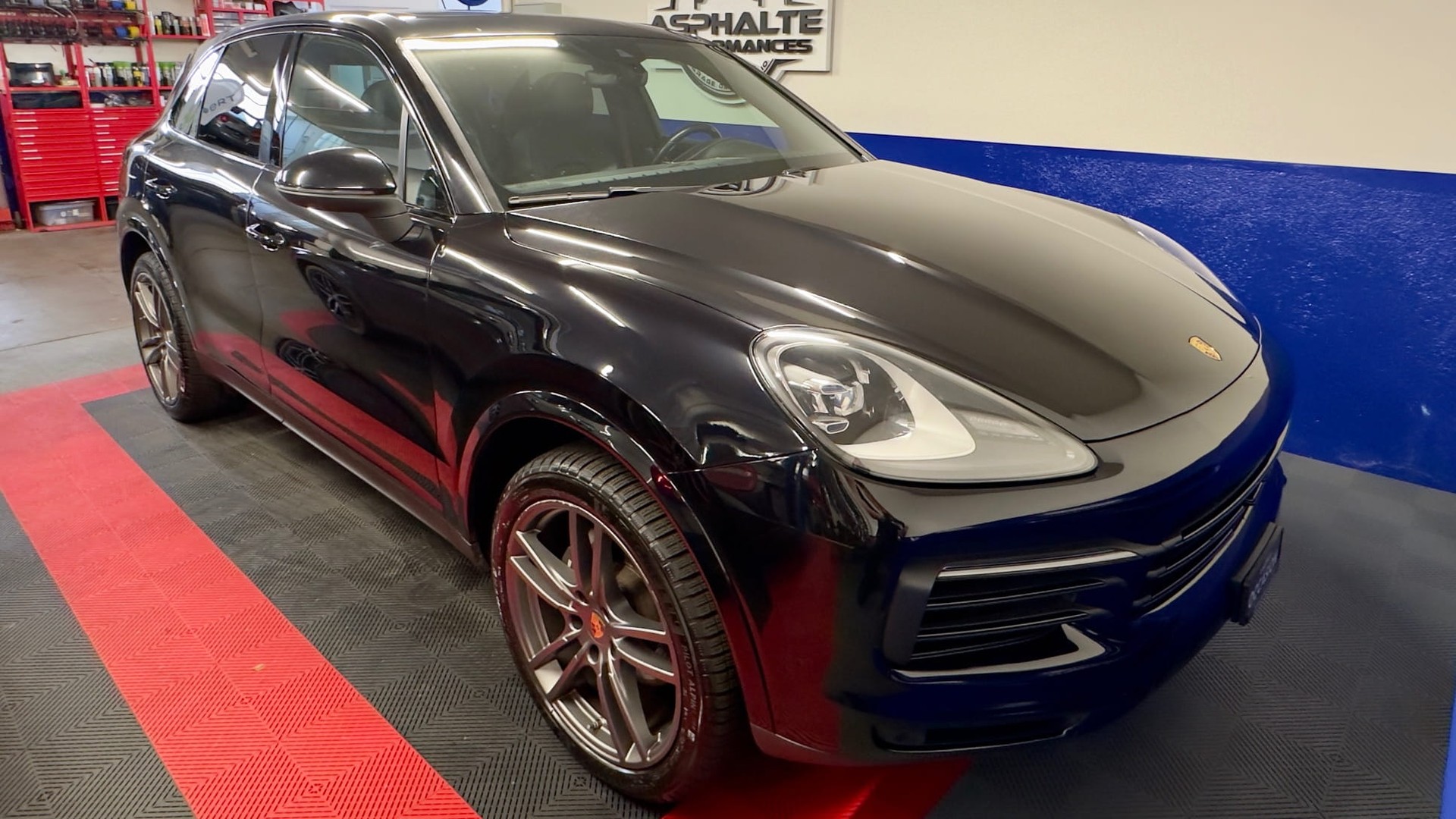 PORSCHE Cayenne-image-5