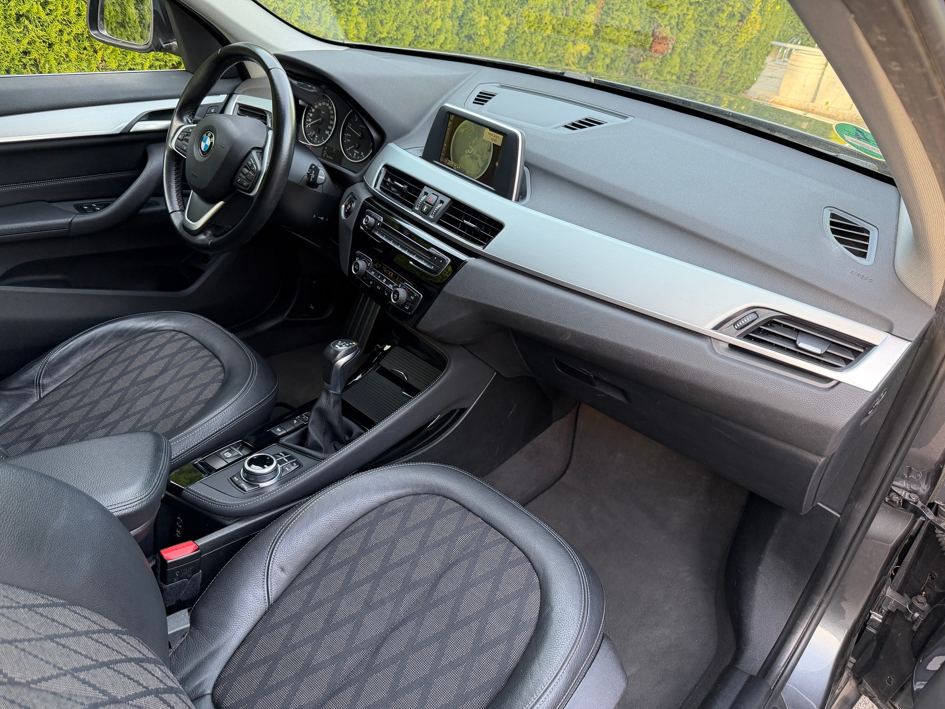 BMW X1 xDrive 20i xLine Steptronic-image-13