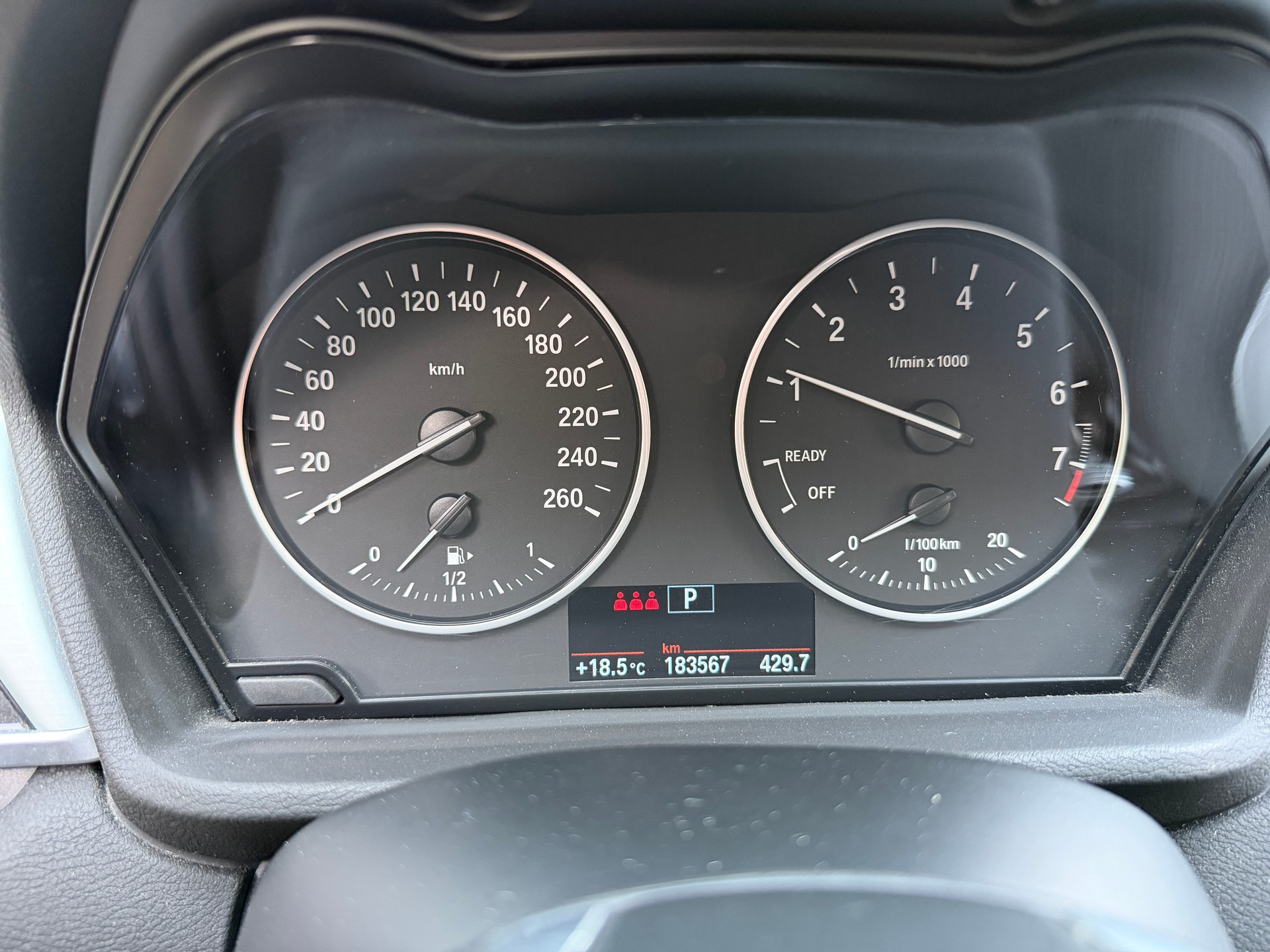 BMW X1 xDrive 20i xLine Steptronic-image-11