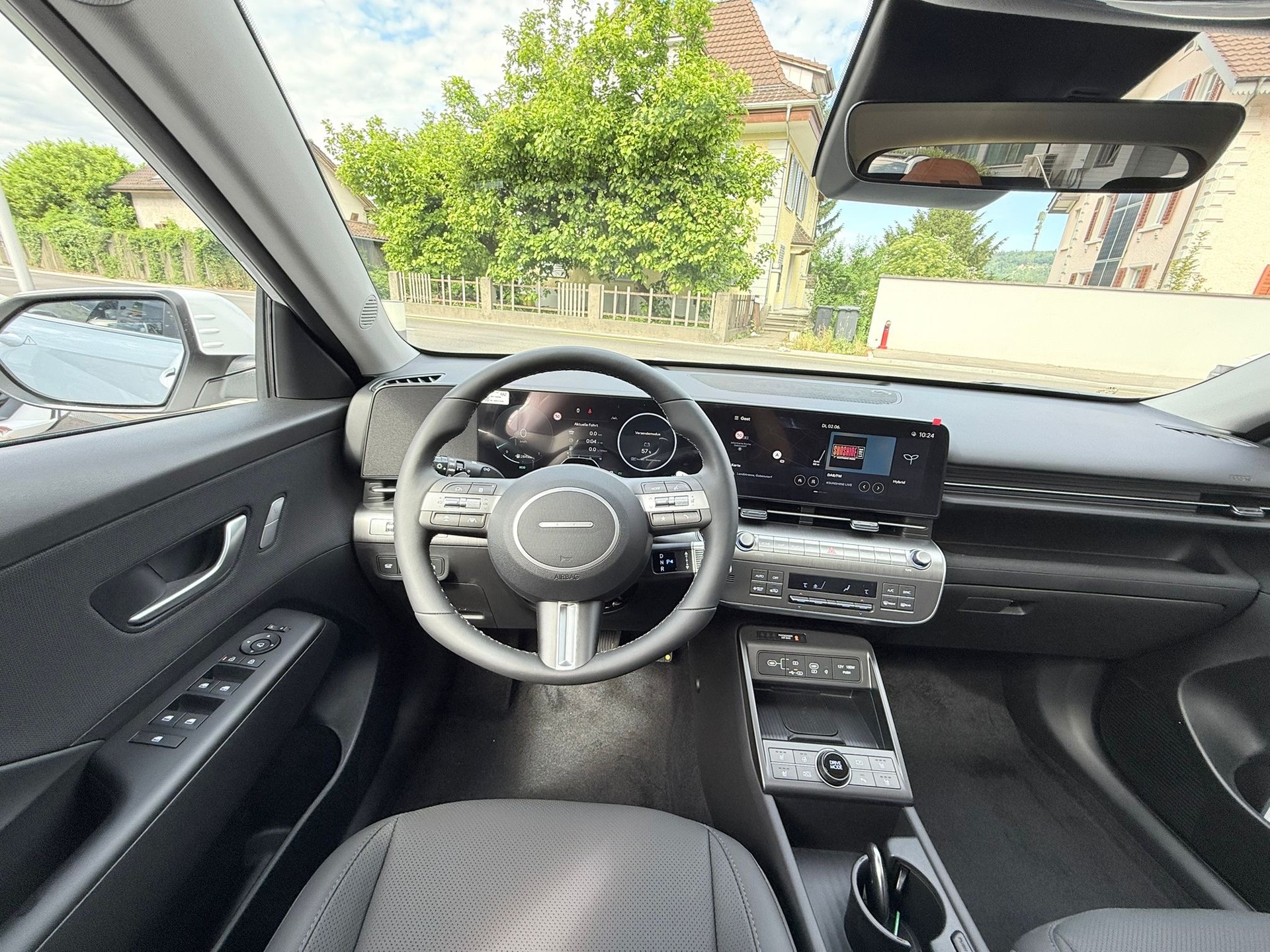 HYUNDAI Kona 1.6 GDi HEV Vertex DCT Swiss Edition-image-8