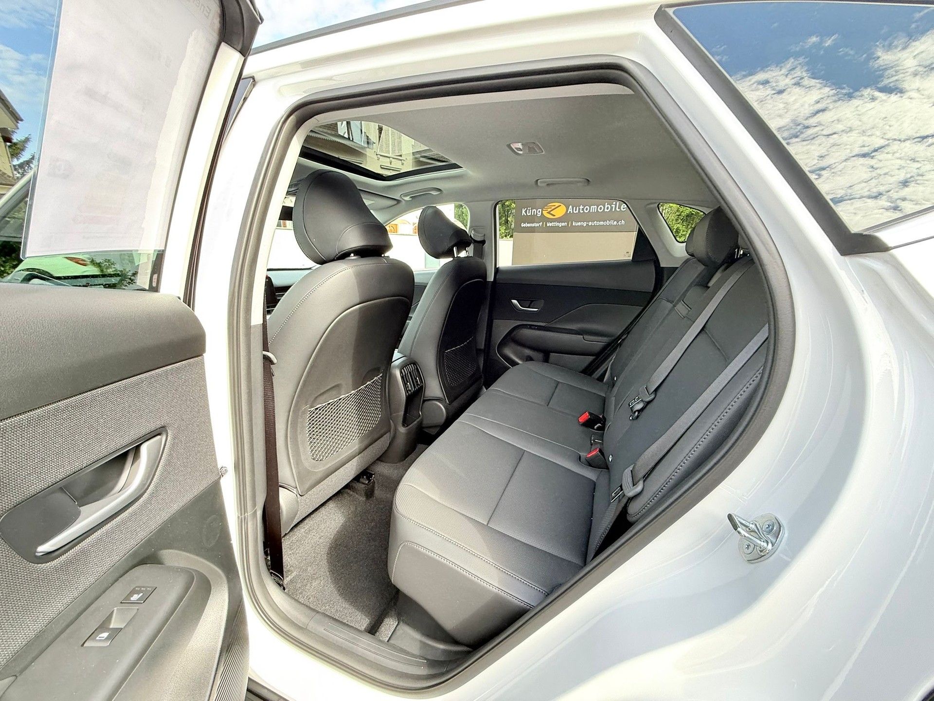 HYUNDAI Kona 1.6 GDi HEV Vertex DCT Swiss Edition-image-13