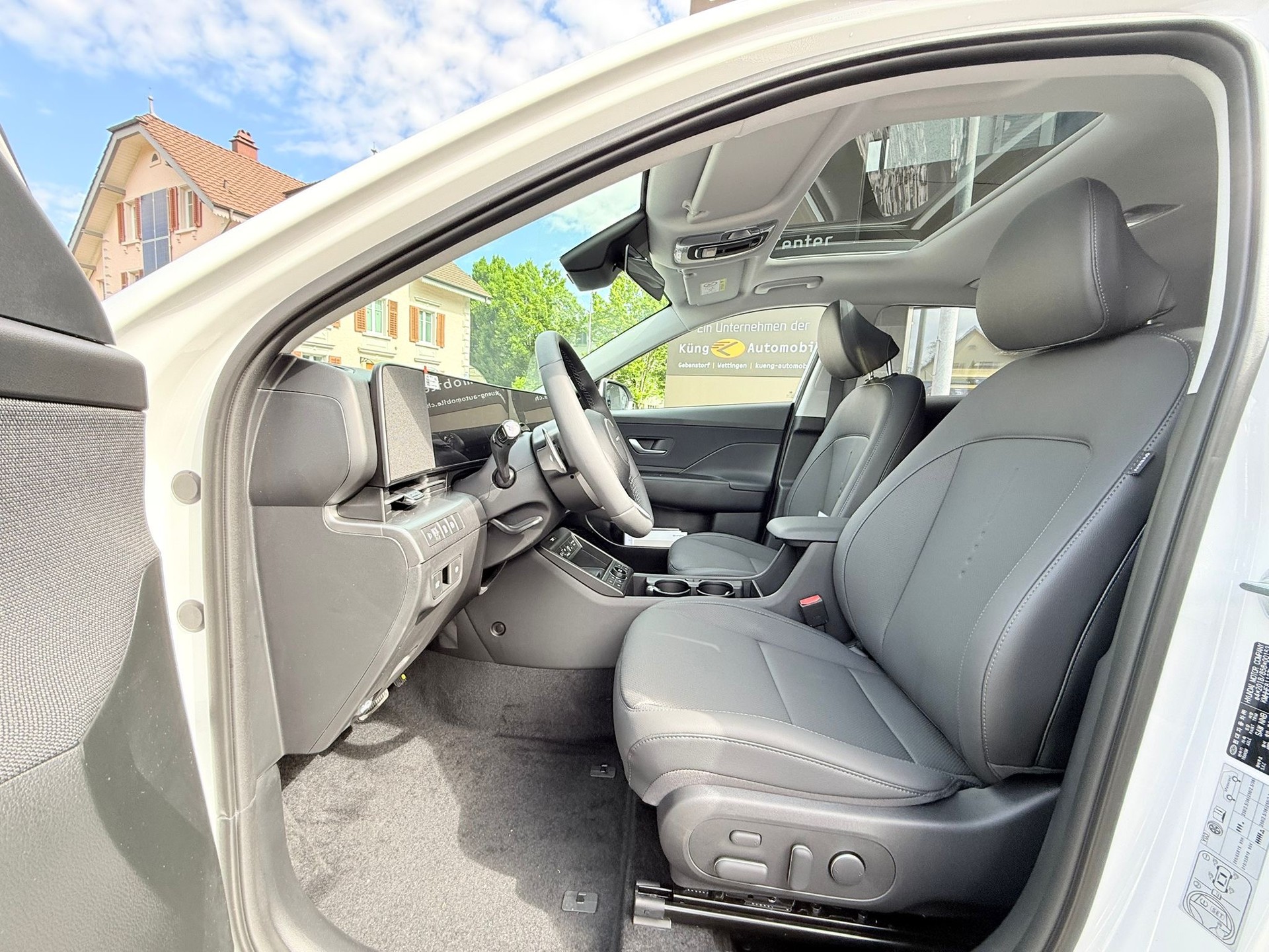 HYUNDAI Kona 1.6 GDi HEV Vertex DCT Swiss Edition-image-11