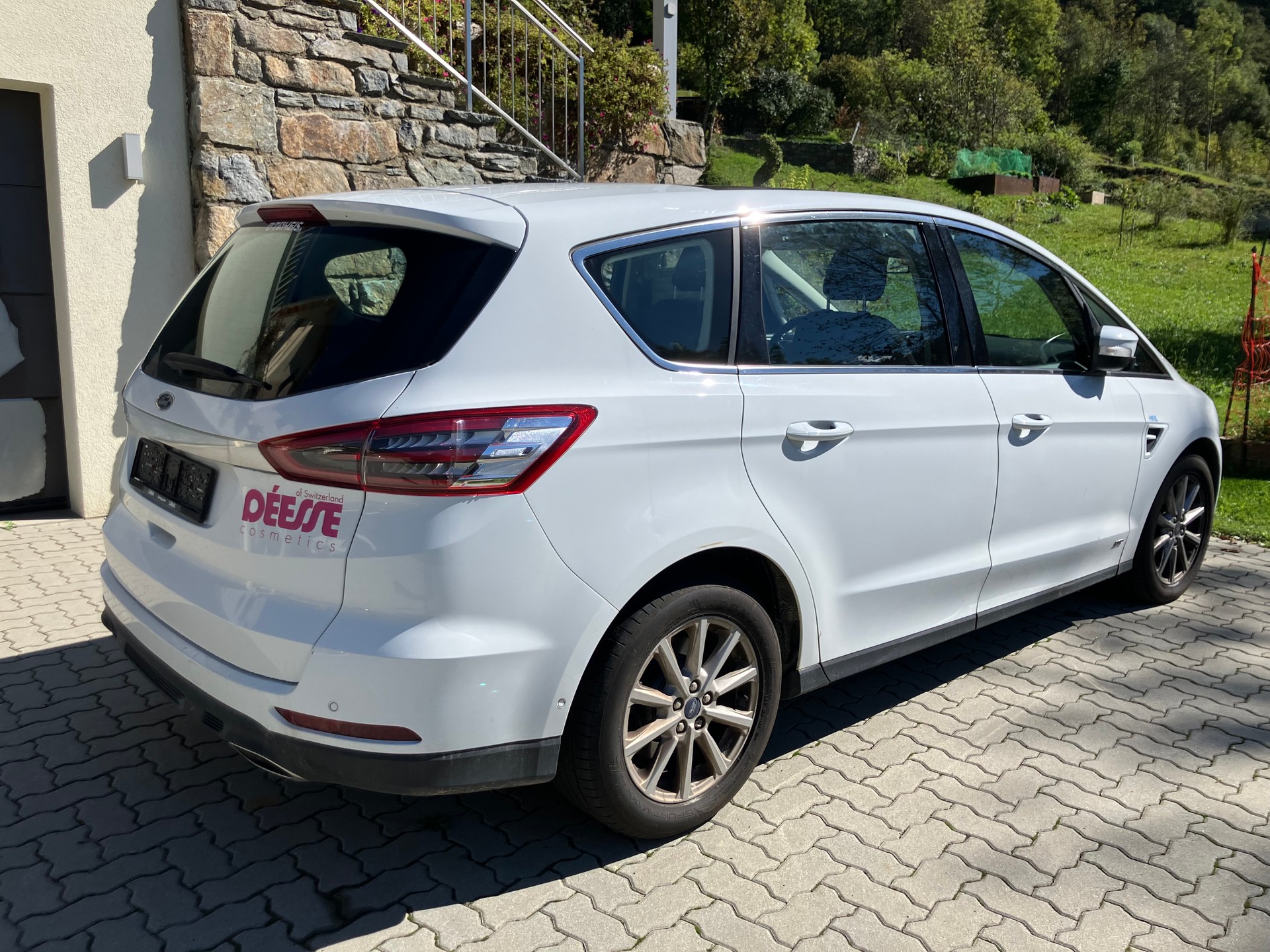 FORD 2.0 TDCi 180 Titanium AWD Powershift / 7 Plätzer / Anhängerkupplung-image-2
