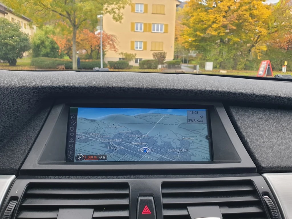 BMW X5 xDrive 40d Steptronic ** 306 PS ** Voll-Leder ** Sitzmemory ** Navi ** RF-Kamera 360° ** Panorama-Glasdach **-image-8