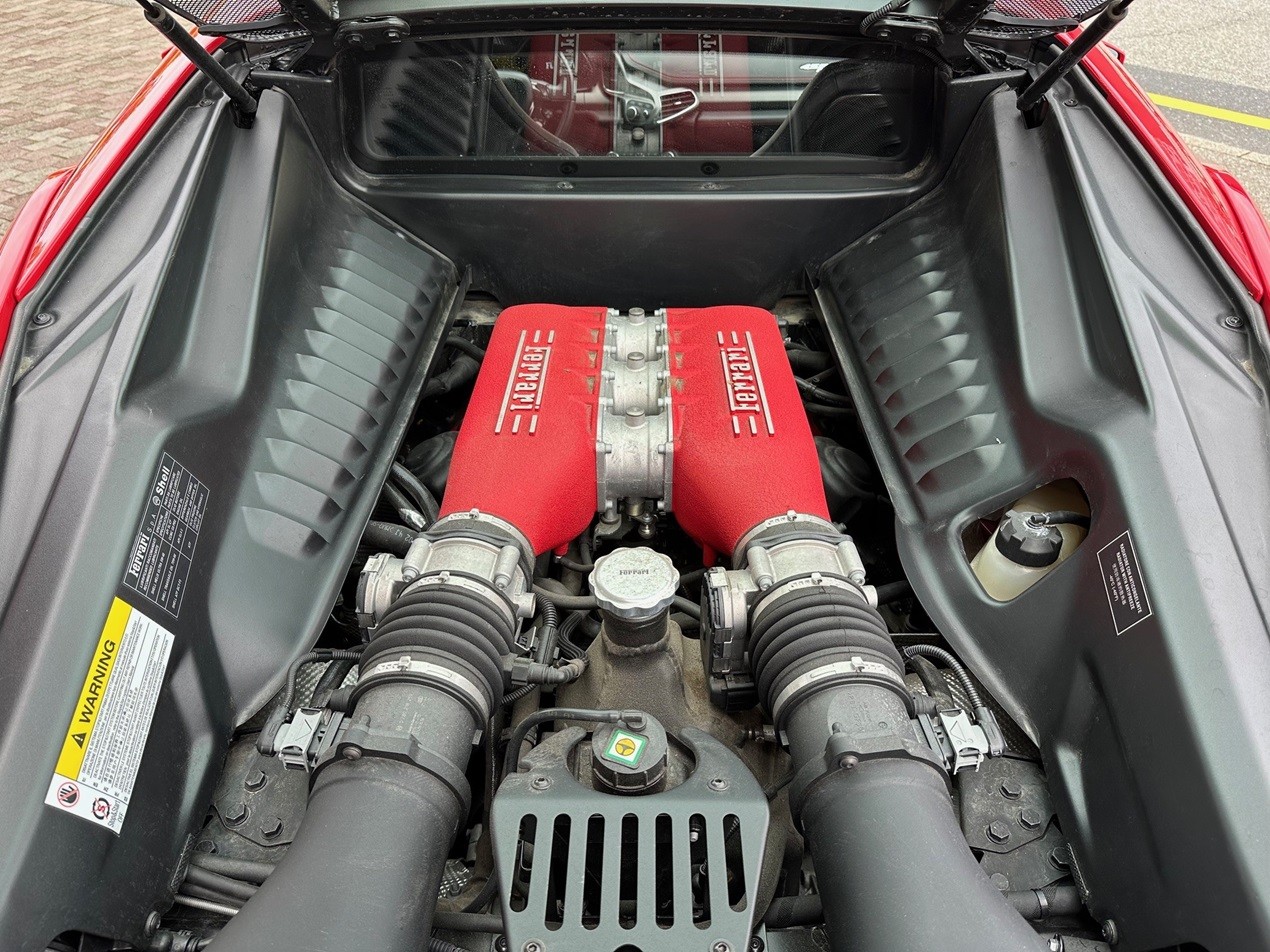 FERRARI 458 Italia 4.5 V8-image-11
