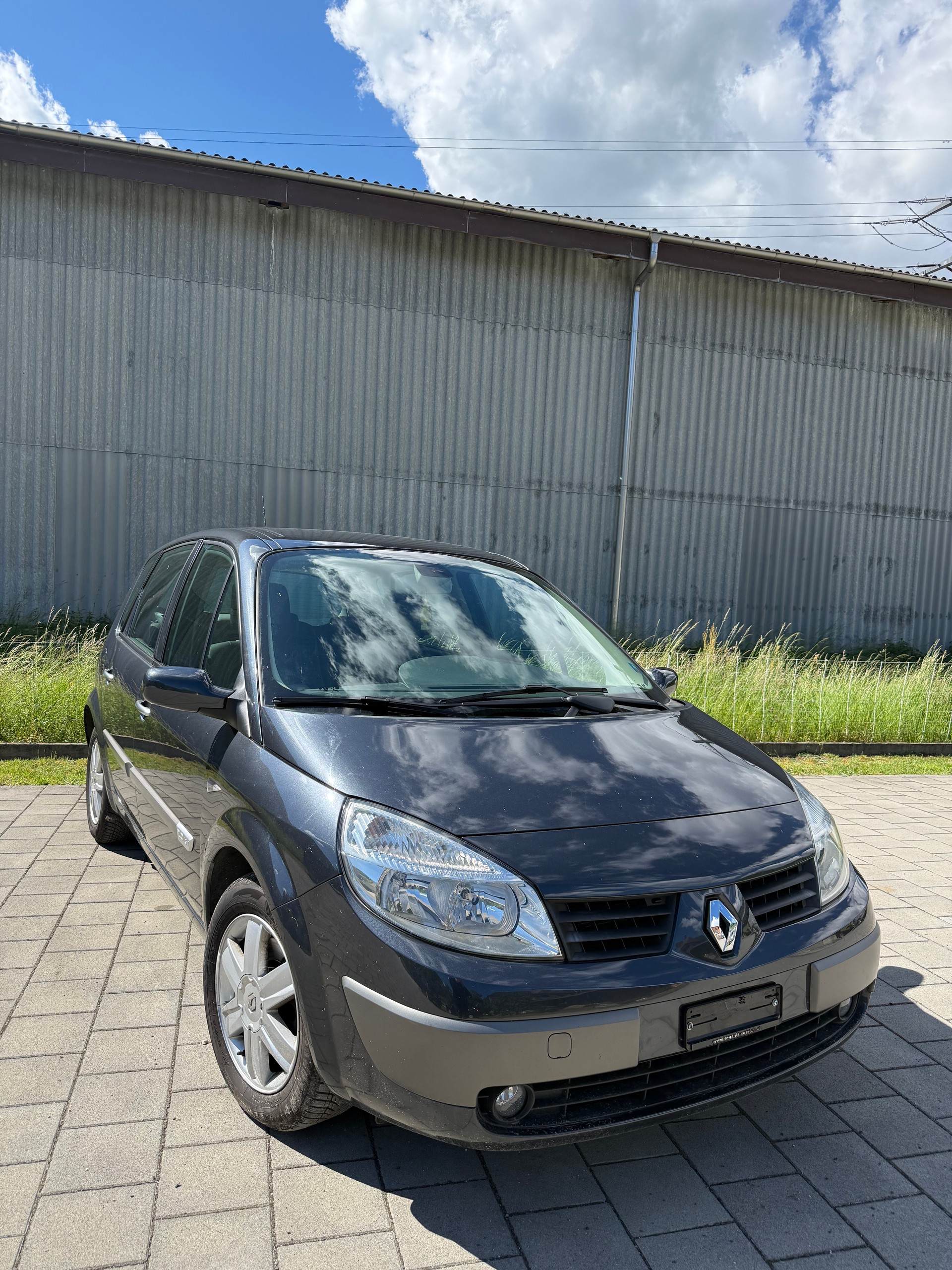 RENAULT 2.0 16V Expression