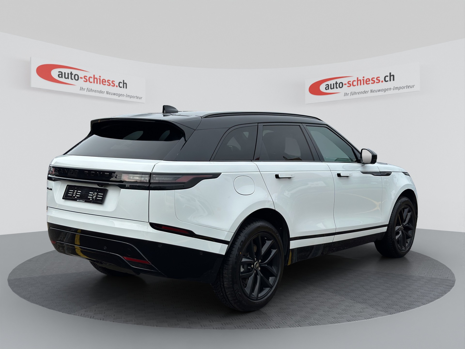 LAND ROVER Range Rover Velar D 200 Black Automatic-image-4