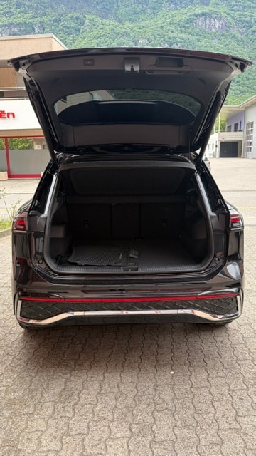 VW Tiguan 2.0 TSI R-Line Plus DSG 4Motion-image-13