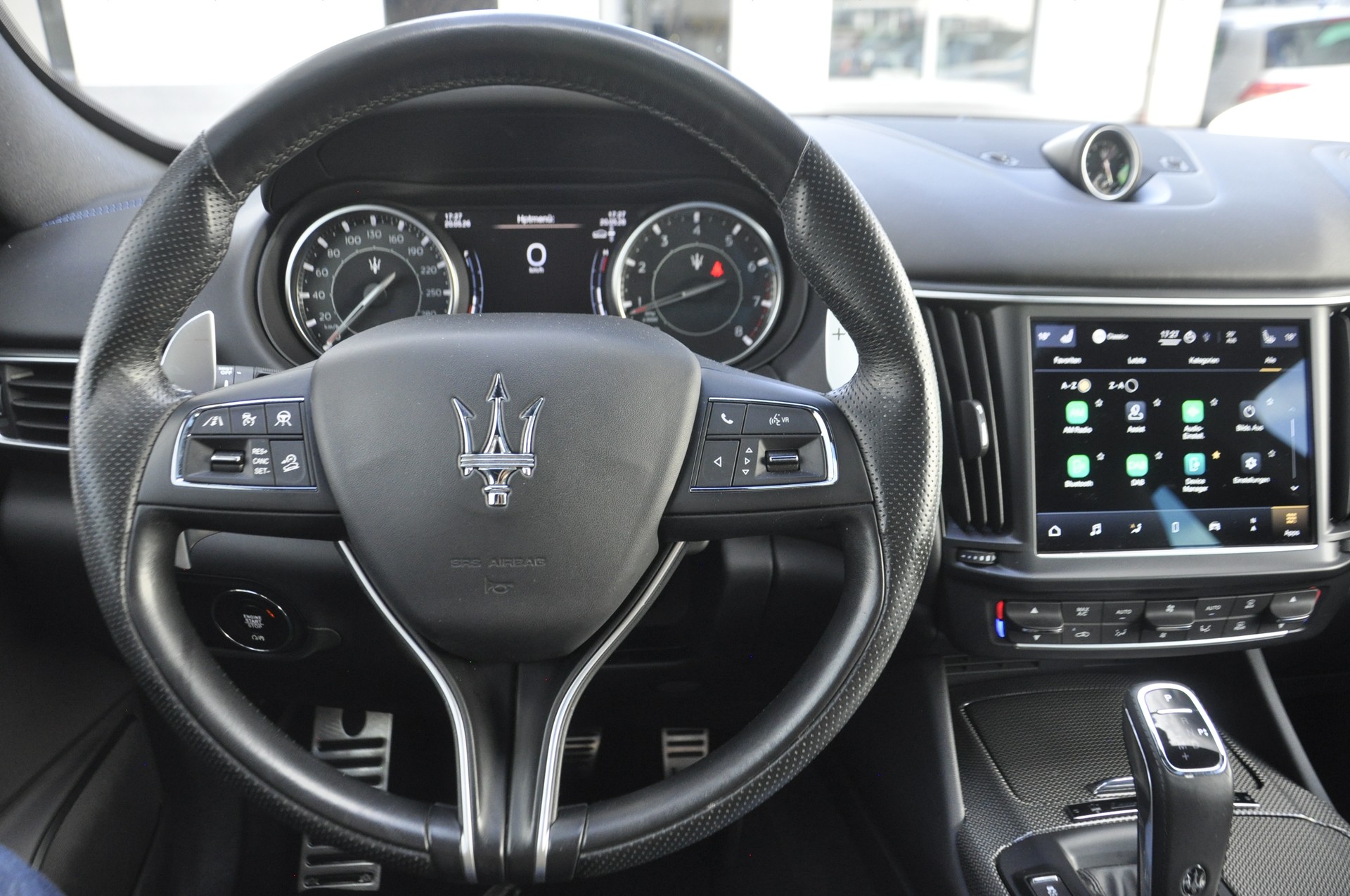 MASERATI Levante 2.0 MHEV GT Hybrid Automatica Launch Edition One of 200-image-9