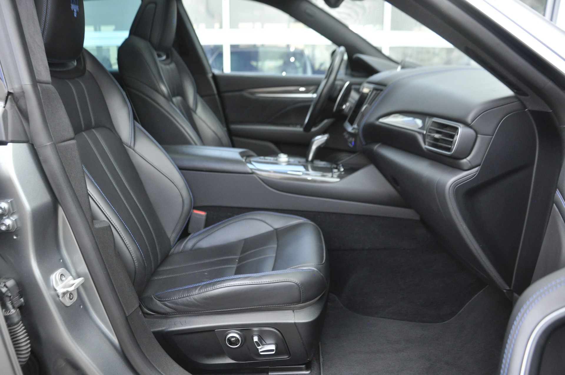 MASERATI Levante 2.0 MHEV GT Hybrid Automatica Launch Edition One of 200-image-6