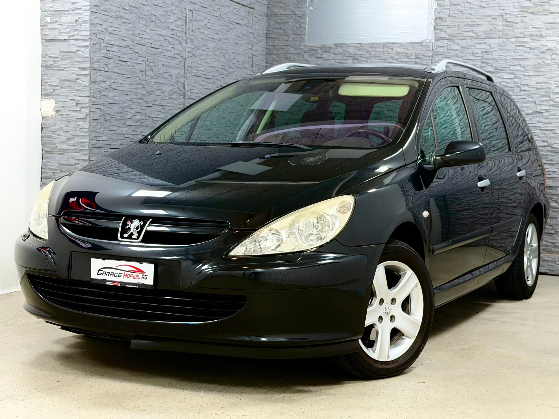 PEUGEOT 307 SW 2.0 16V Premium-image-2