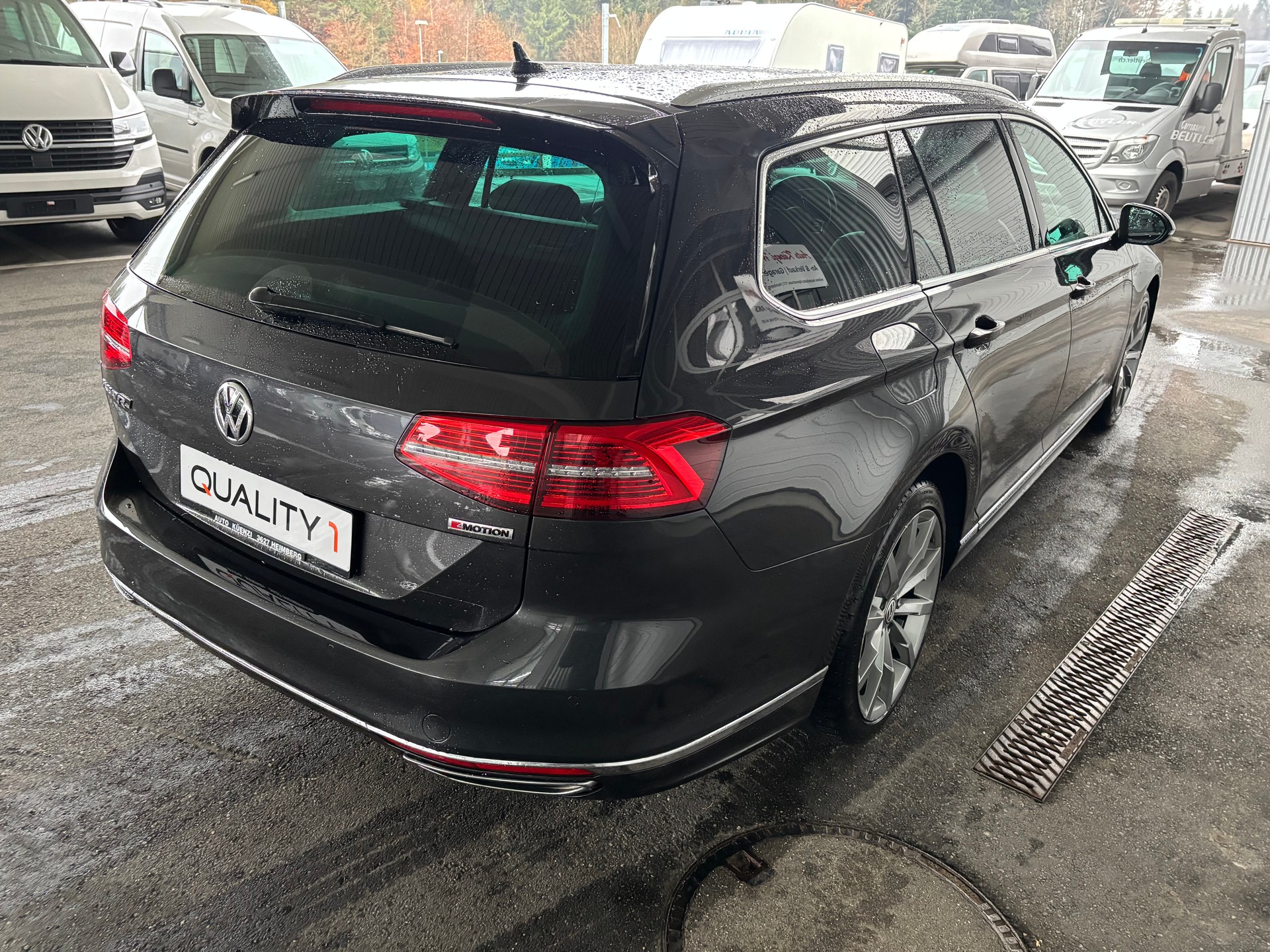 VW Passat Variant 2.0 TSI BMT R-Line Highline 4Motion DSG-showroom-element-3