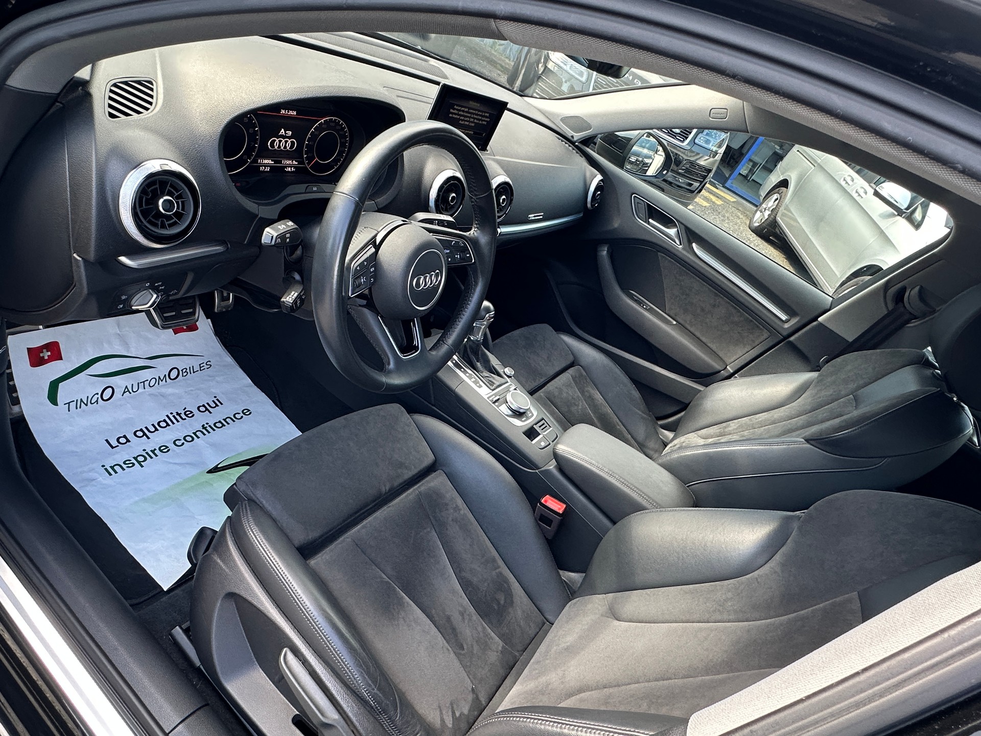 AUDI A3 Sportback 35 TFSI Sport Attraction S-tronic-image-11