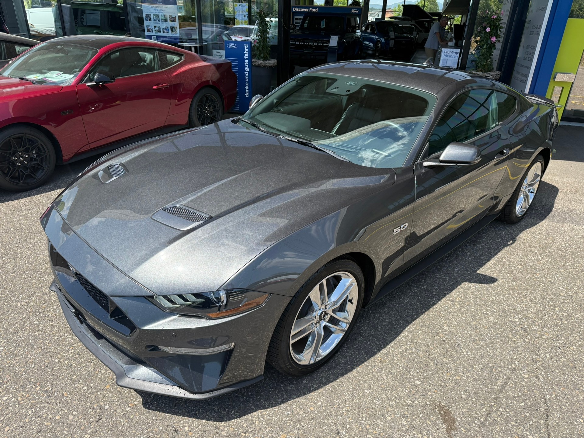 FORD Mustang Fastback 5.0 V8 GT Automat US Version-showroom-element-2