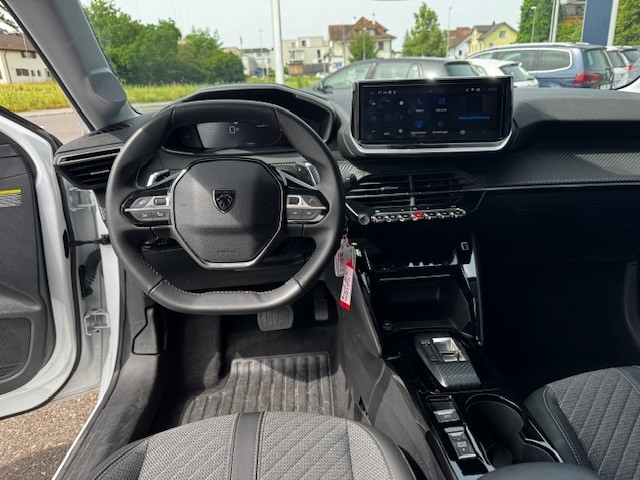 PEUGEOT 208 1.2 MHEV 110 Style-image-5
