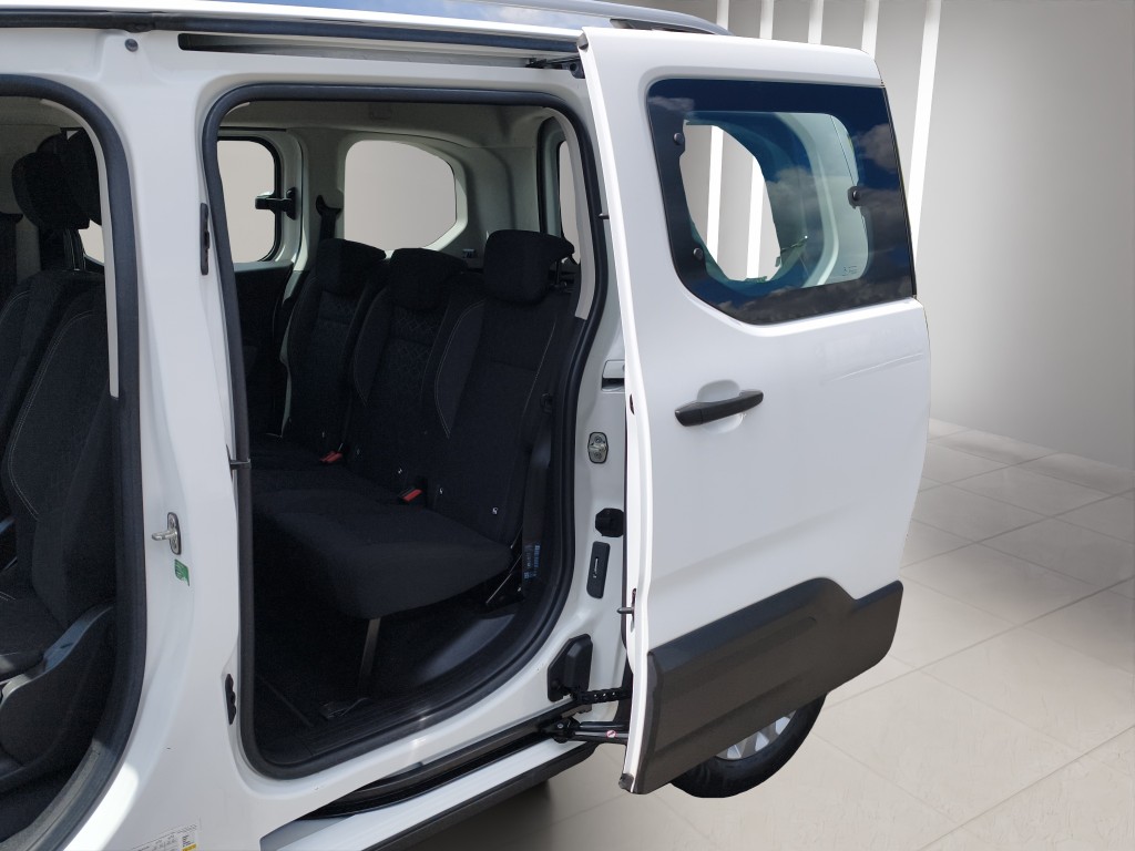 PEUGEOT Rifter 1.2 PureTech Active-image-13