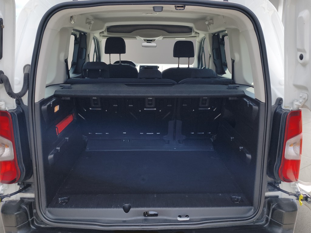 PEUGEOT Rifter 1.2 PureTech Active-image-15
